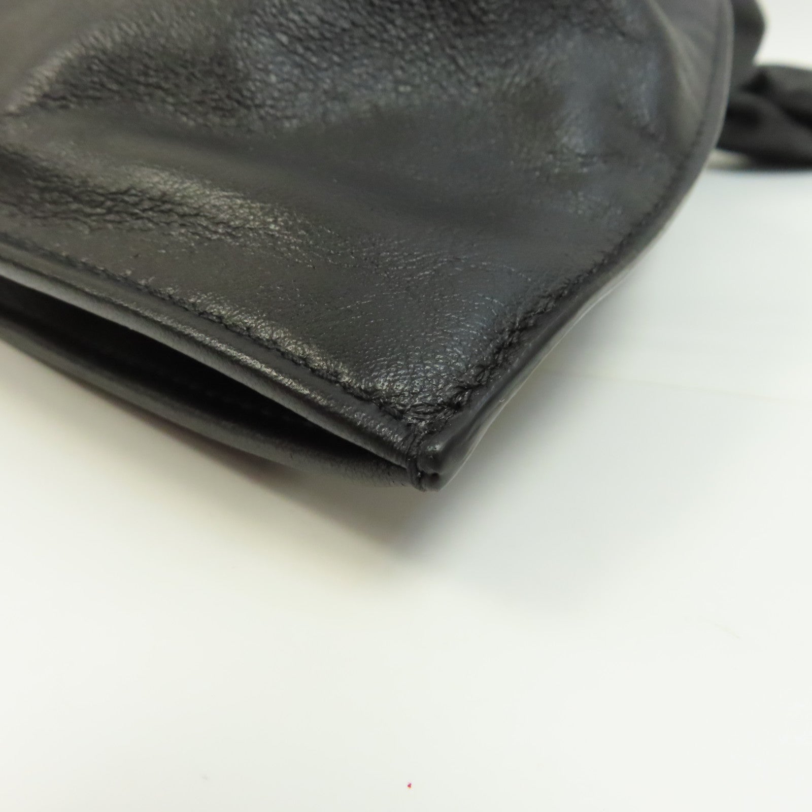 BOTTEGA VENETA 牛皮皮革Twist Mini金扣手挽袋黑色