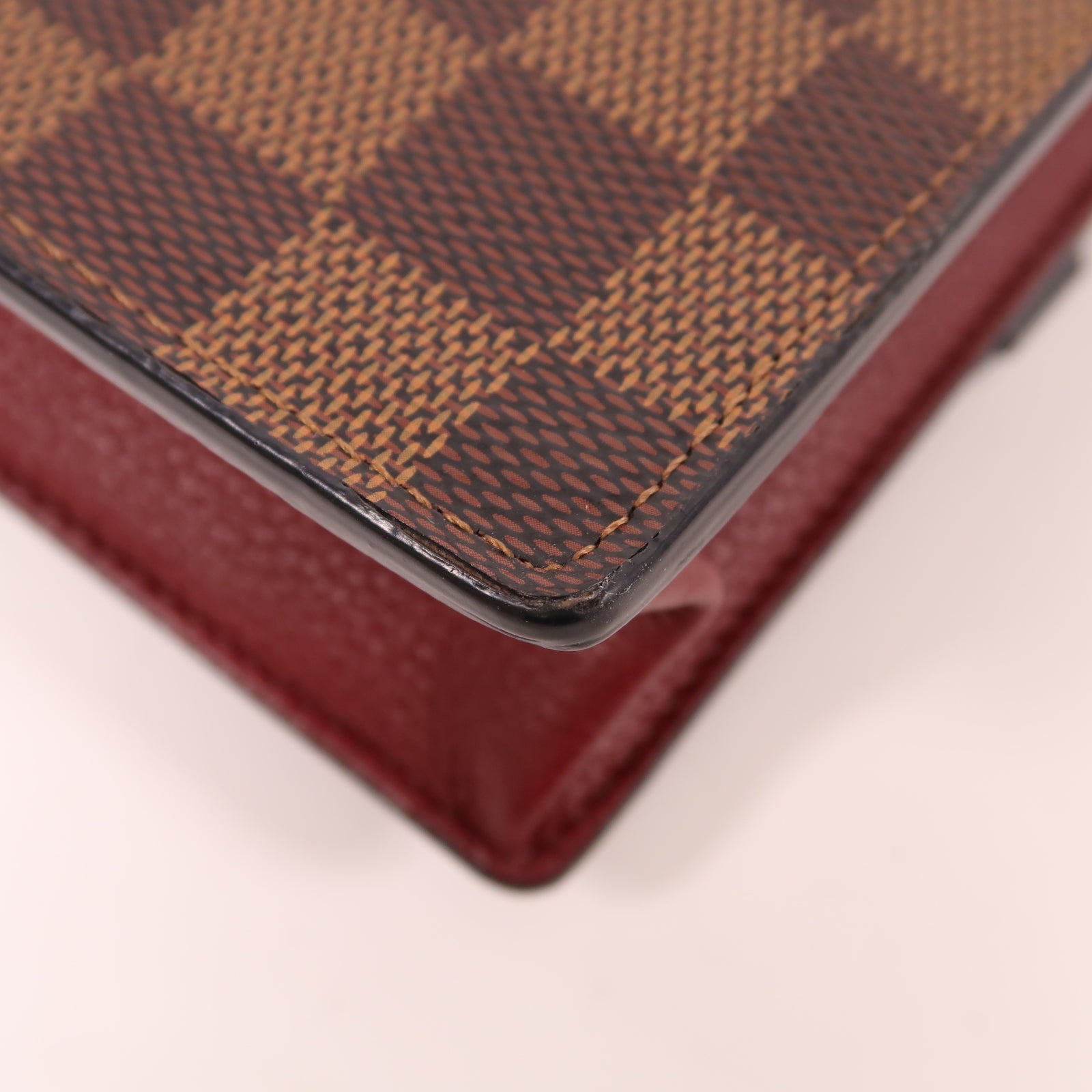 LOUIS VUITTON Damier Vavin WOC金扣鏈帶肩背袋啡色/紅色