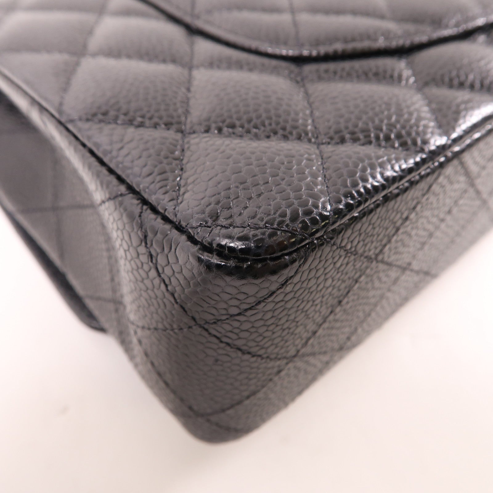 CHANEL 菱格牛皮皮革Classic 25金扣鏈帶肩背袋黑色
