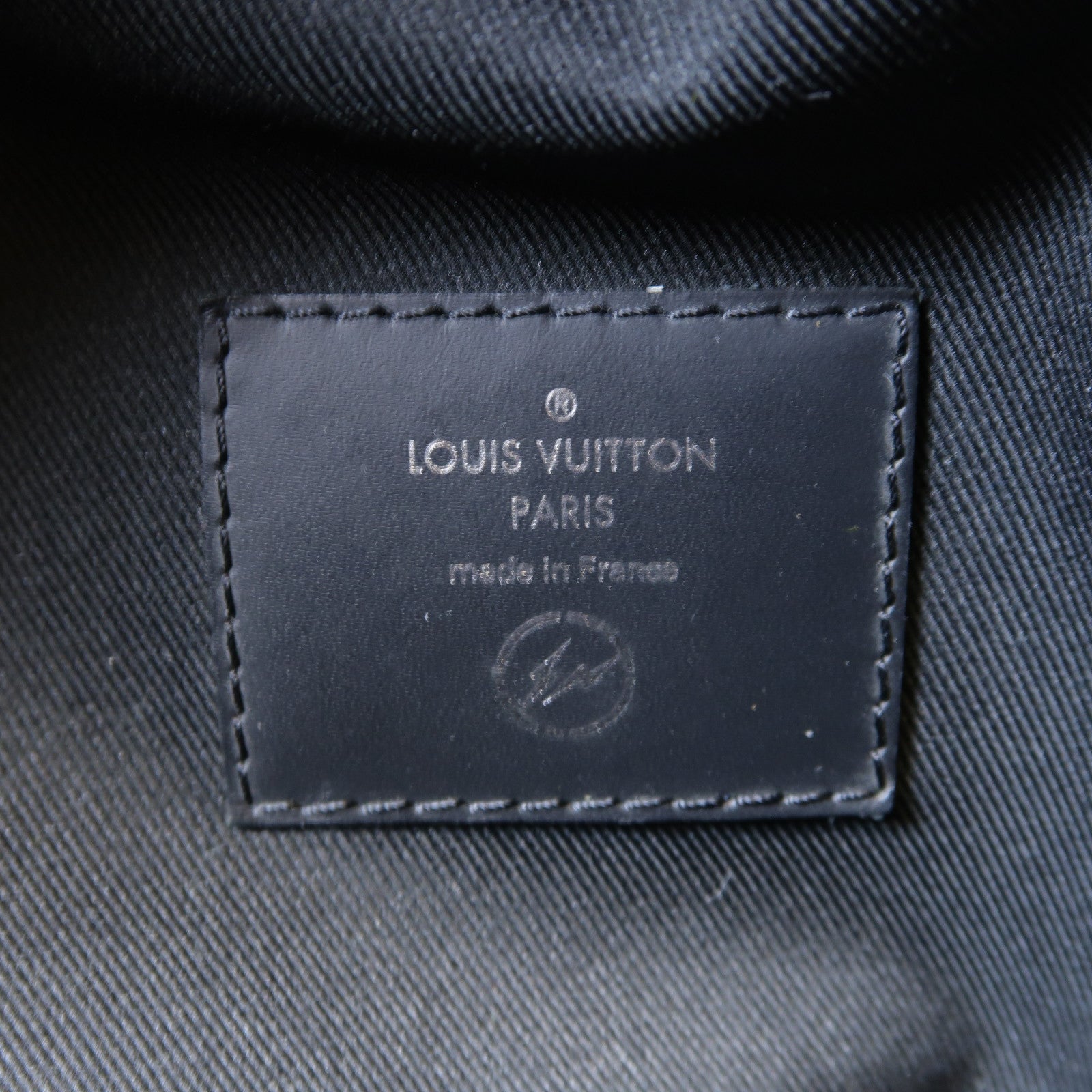 LOUIS VUITTON Monogram Eclipse LV x Fragment Apollo銀扣背包黑色