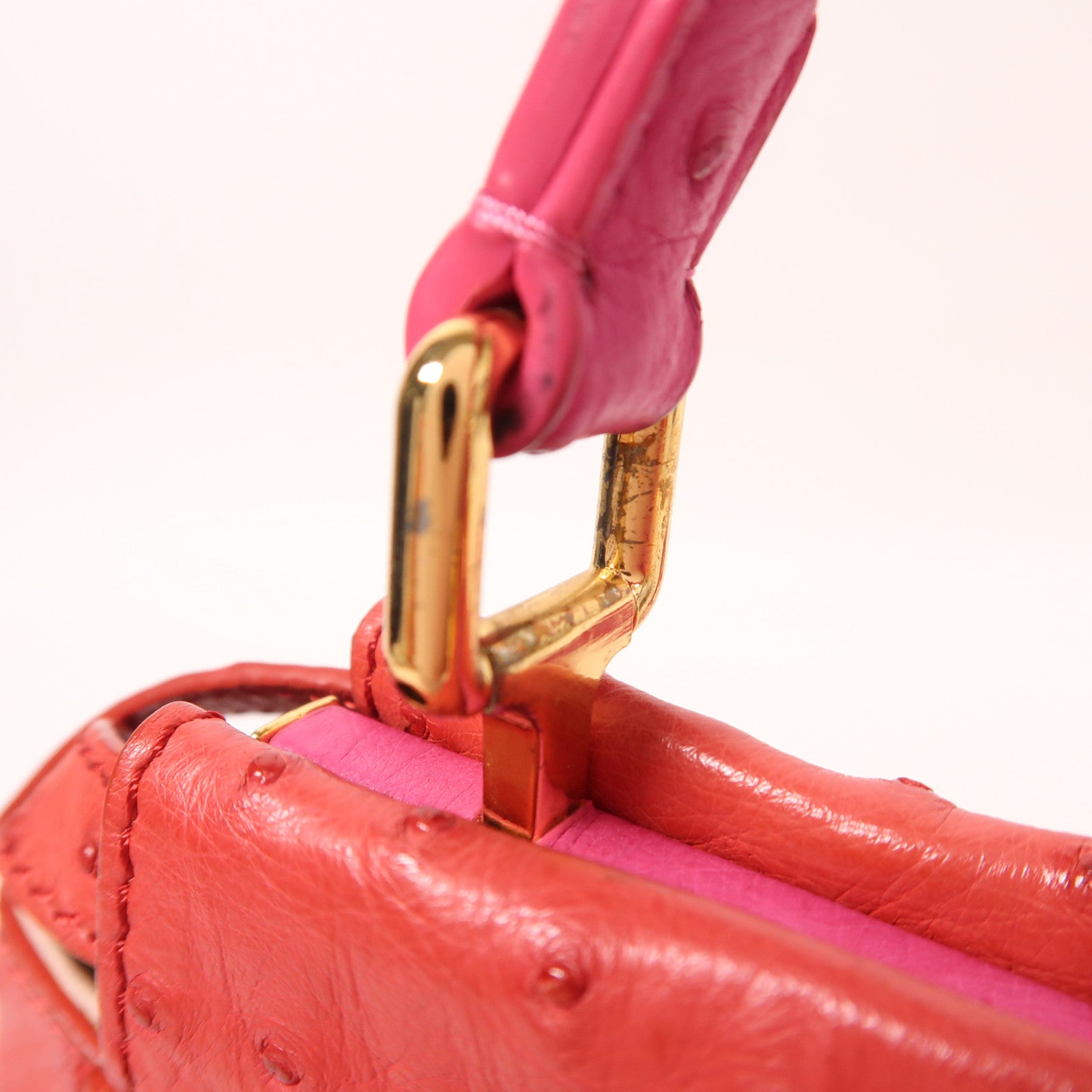 FENDI 鴕鳥皮革Peekaboo金扣手挽肩背兩用袋