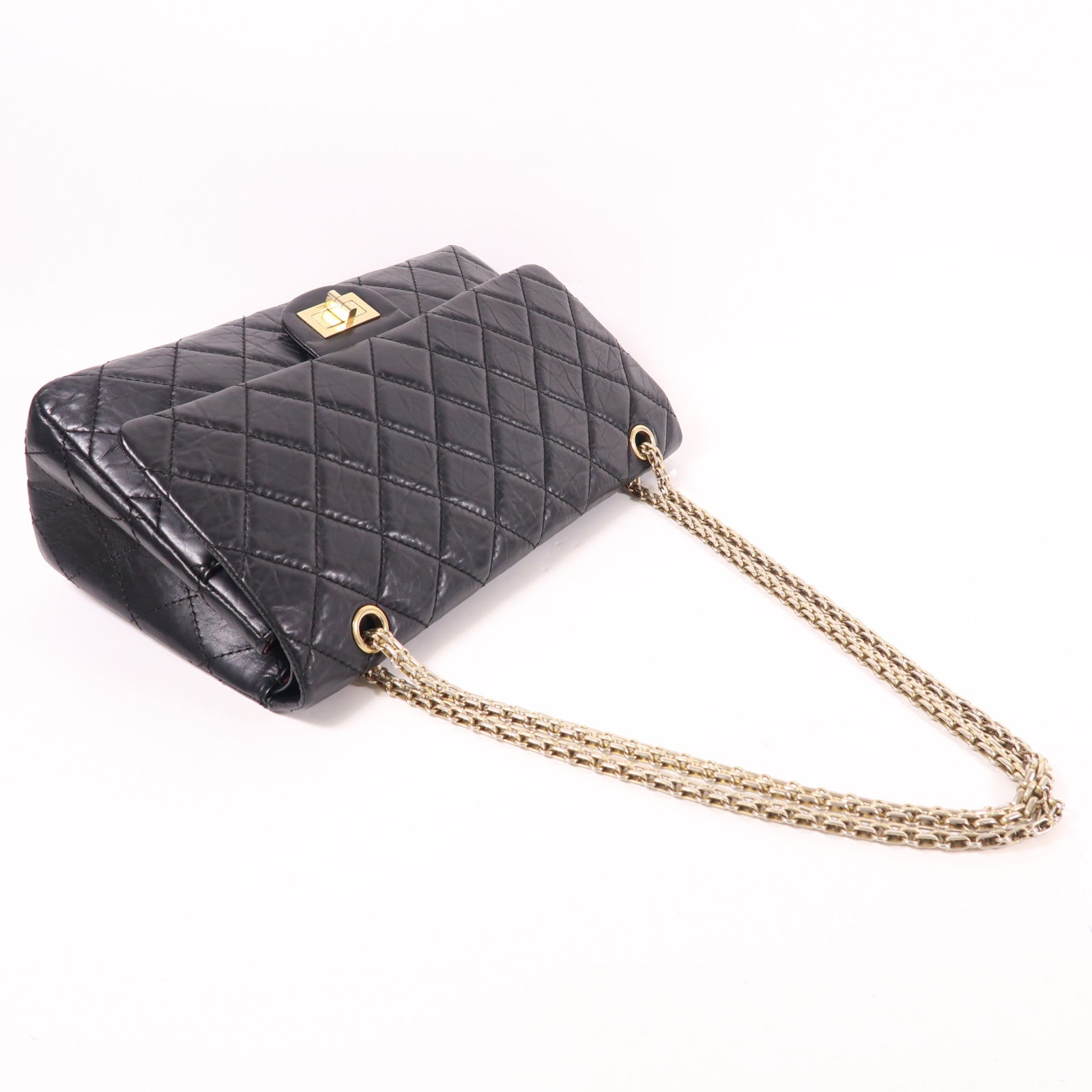 CHANEL 牛皮皮革2.55金扣鏈帶肩背袋