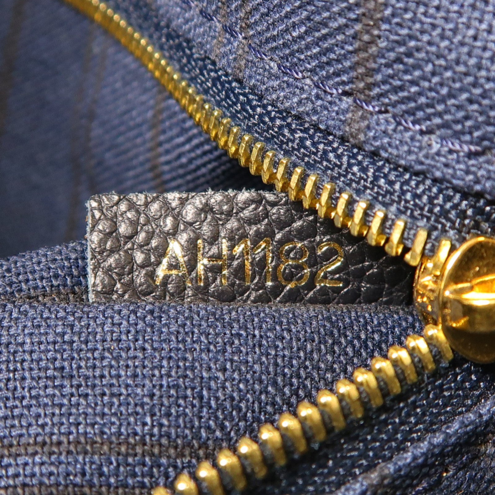 LOUIS VUITTON Monogram Empreinte Speedy 25金扣手挽肩背兩用袋黑色