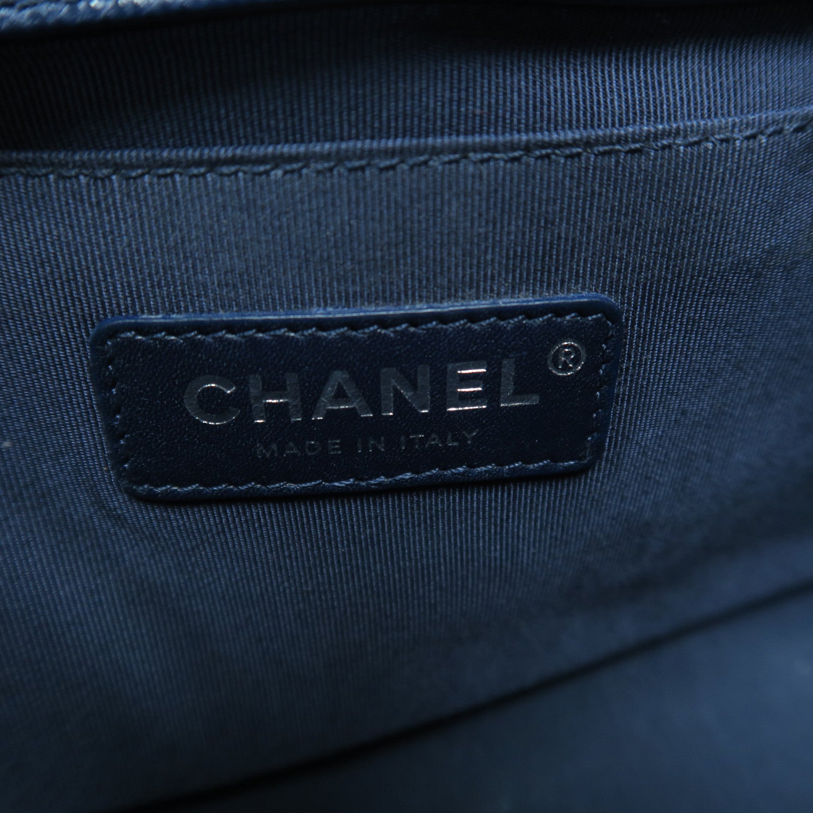CHANEL 【激減優惠】斜紋Caviar皮革Boy 25銀扣鏈帶肩背袋藍色