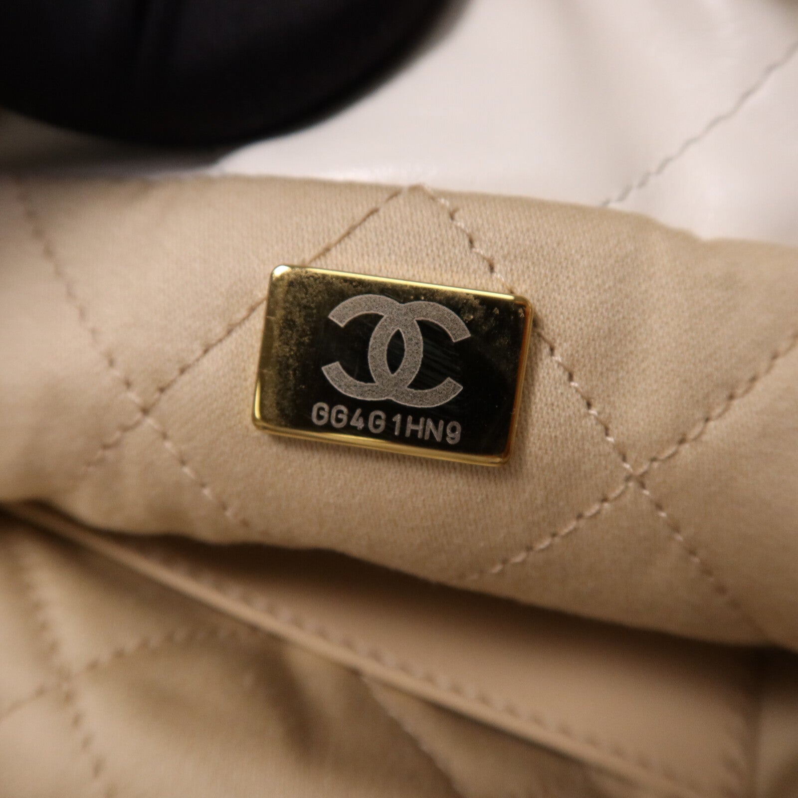 CHANEL 【激減優惠】牛皮皮革Mini Chanel 22金扣鏈帶手挽肩背兩用袋