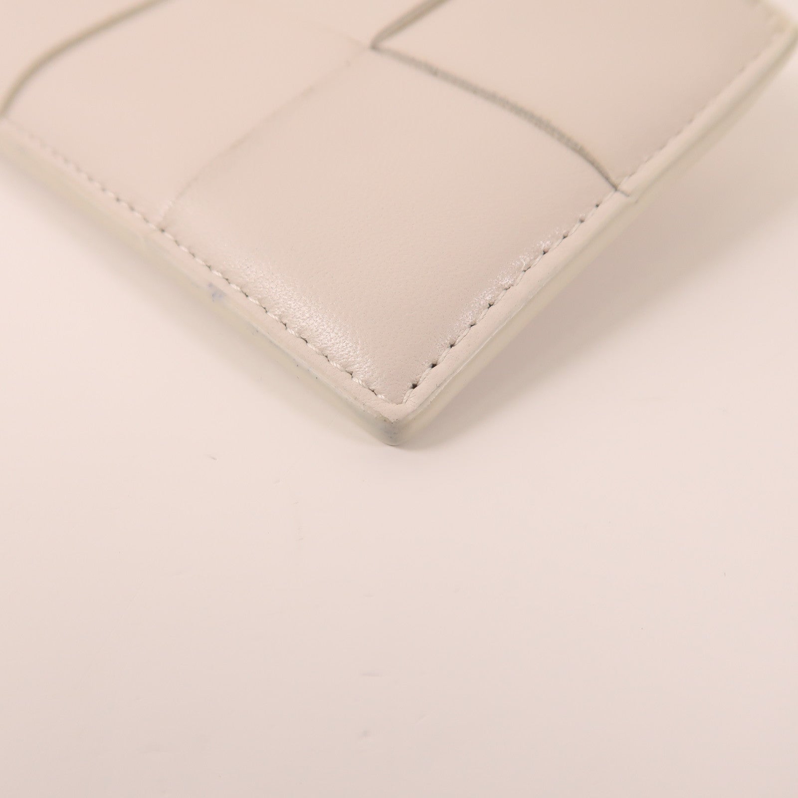 BOTTEGA VENETA 羊皮皮革Card Case金扣卡片套