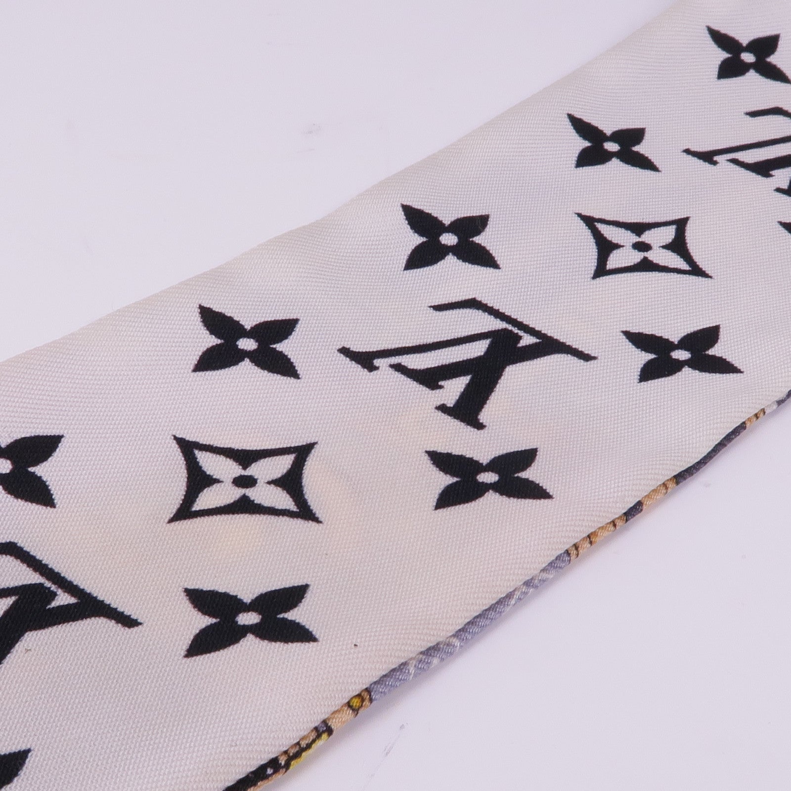 LOUIS VUITTON 絲質Scarf絲巾