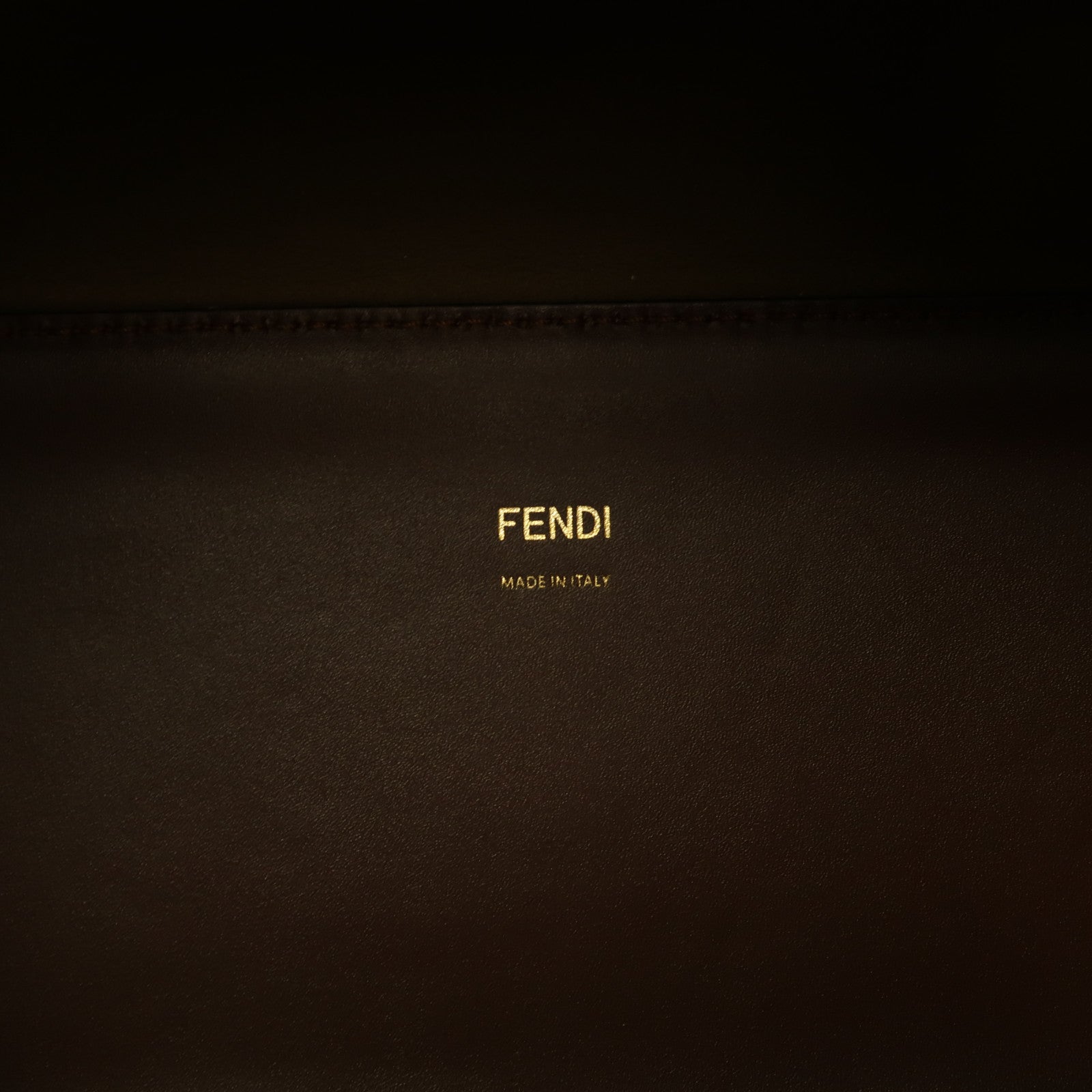 FENDI 牛皮皮革Fendi Sunshine Medium金扣手挽肩背兩用袋啡色