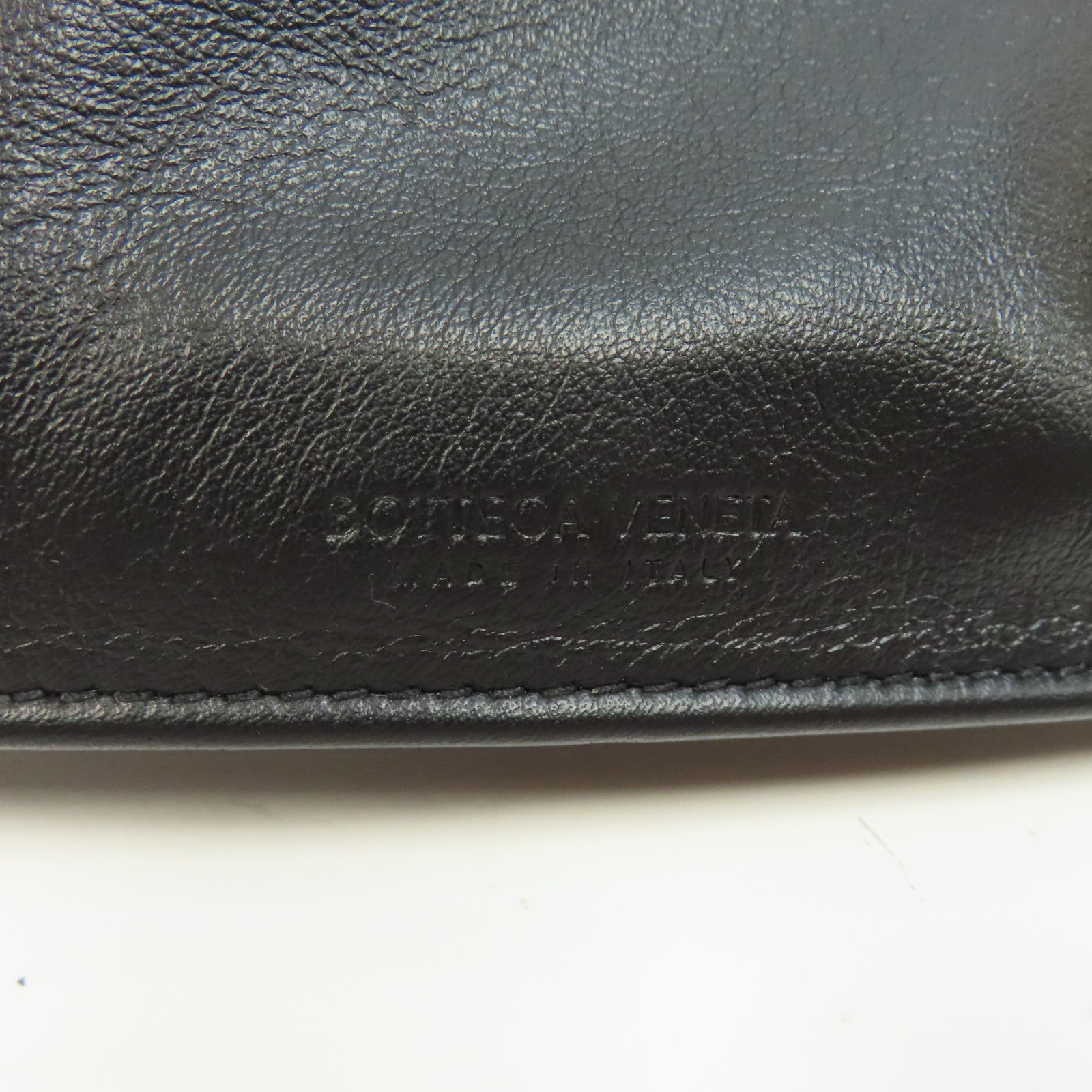 BOTTEGA VENETA 牛皮皮革Twist Mini金扣手挽袋黑色