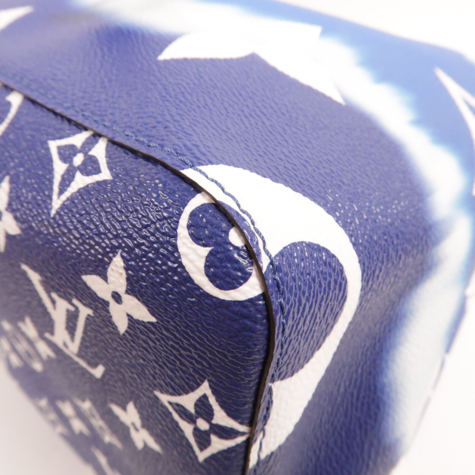 LOUIS VUITTON Monogram Escale Neo Noe銀扣肩背袋