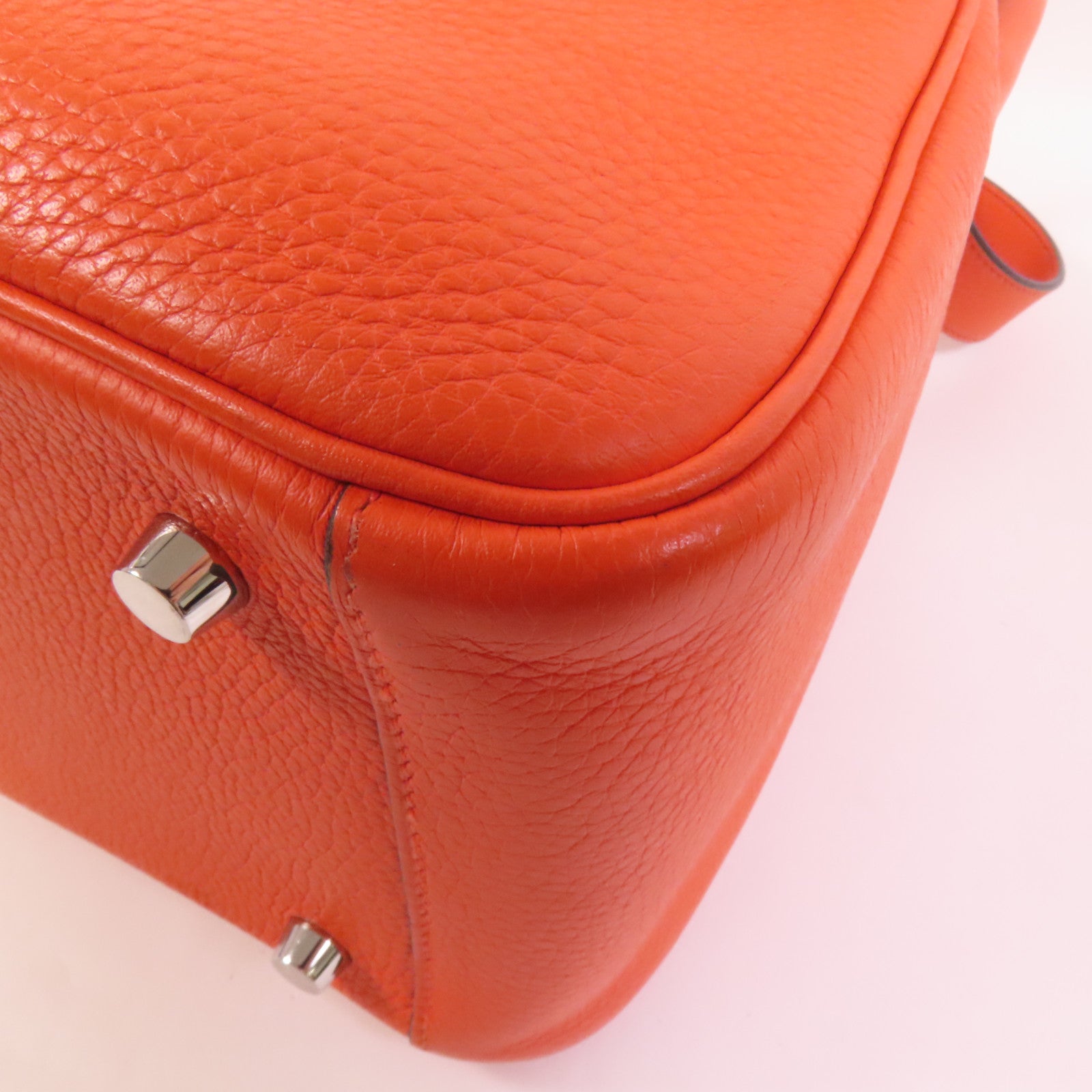 HERMES Clemence皮革Lindy 26銀扣手挽肩背兩用袋Capucine