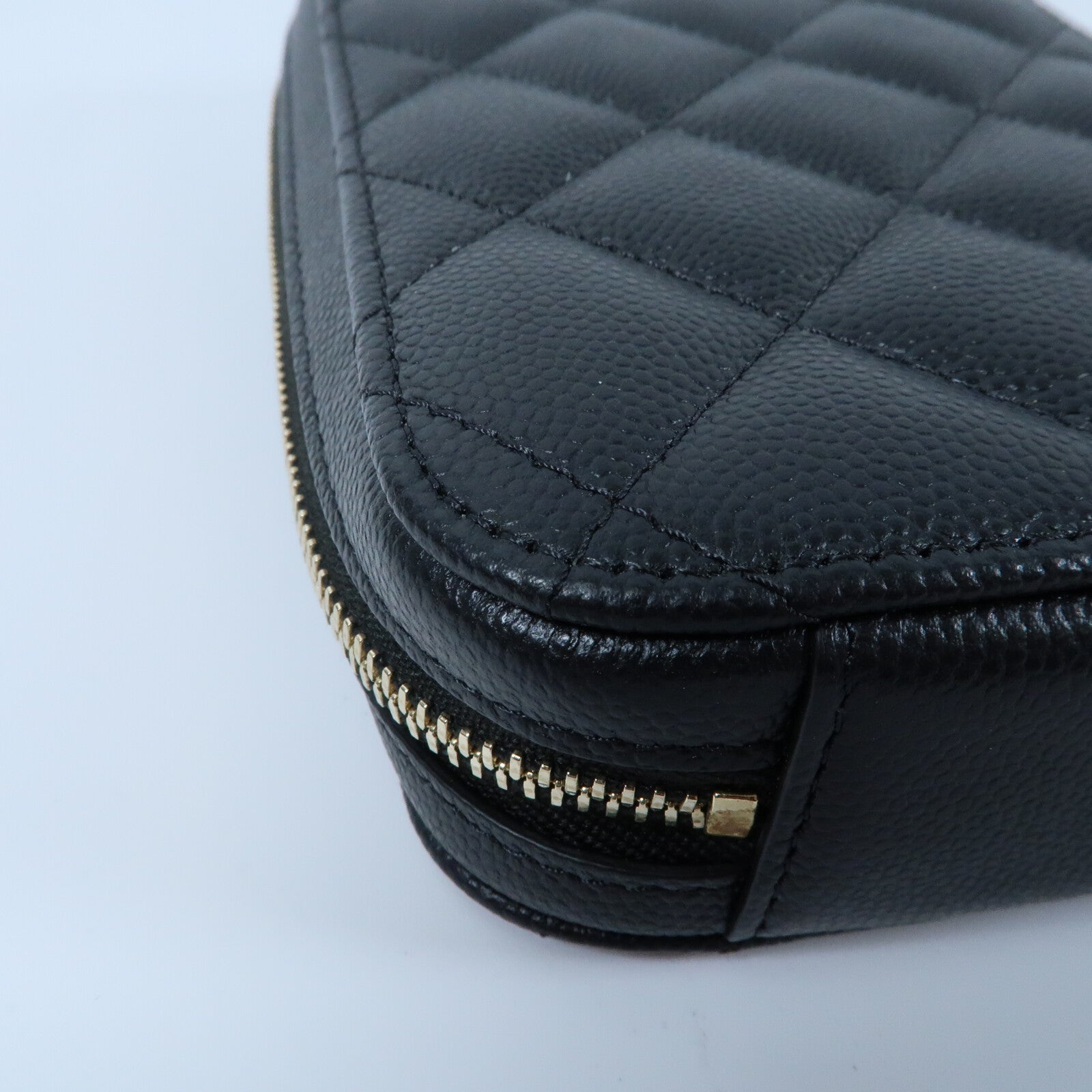 CHANEL 牛皮皮革Phone Bag金扣鏈帶肩背袋