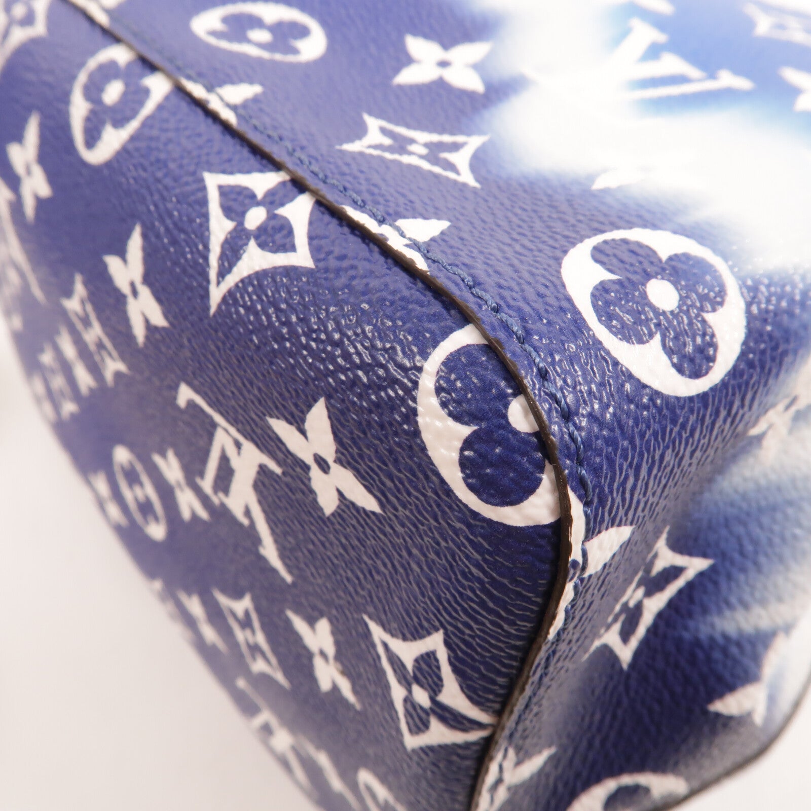 LOUIS VUITTON Monogram Escale Neo Noe銀扣肩背袋