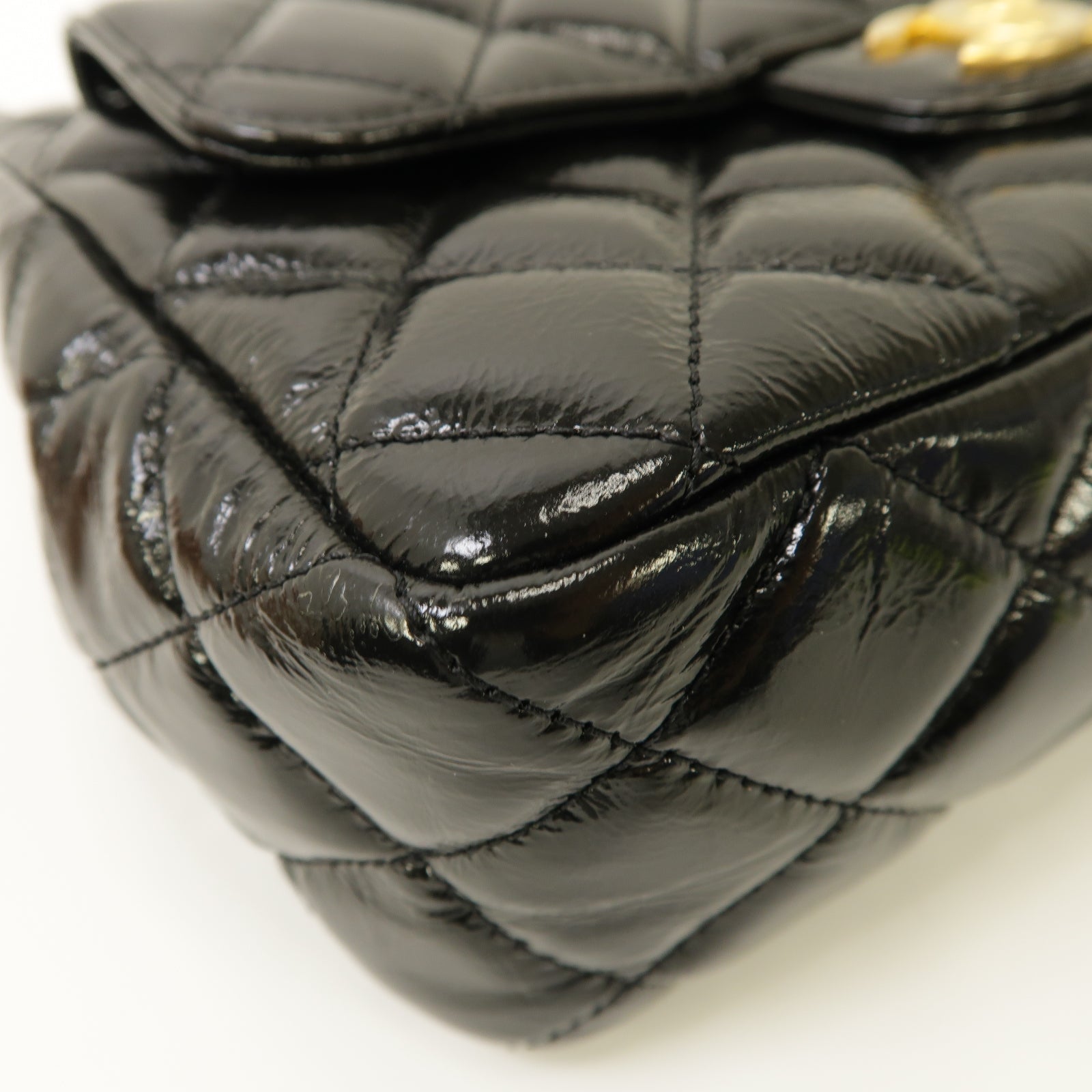 CHANEL 菱格漆皮皮革Chain Shoulder Bag金扣鏈帶肩背袋黒色