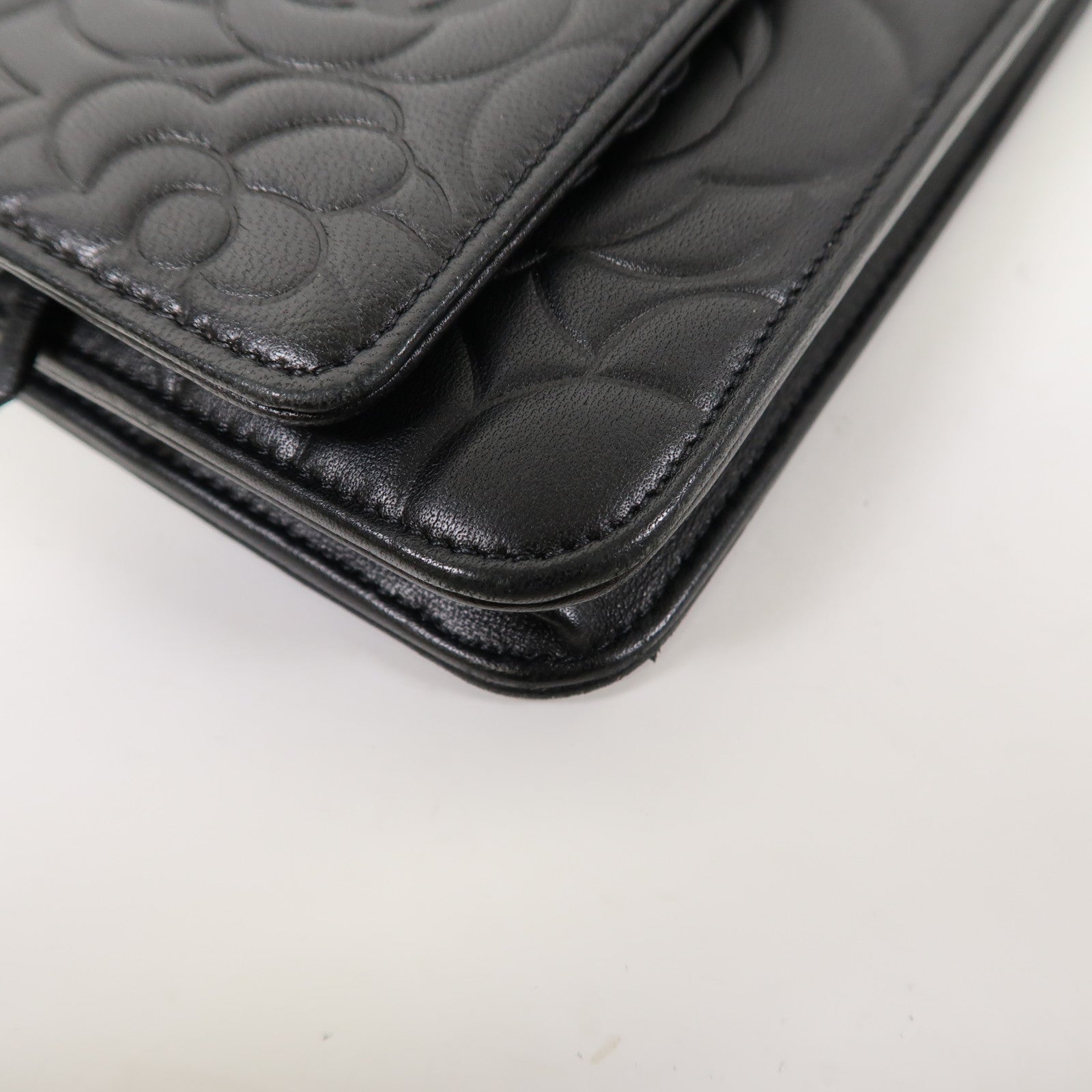 CHANEL 牛皮皮革WOC銀扣鏈帶肩背袋黑色