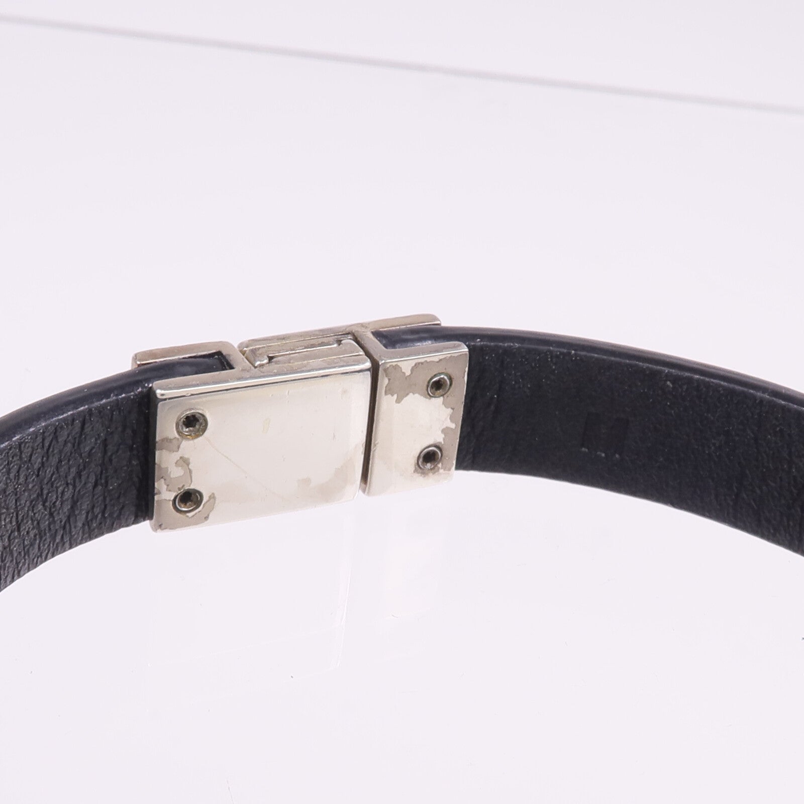 SAINT LAURENT 牛皮皮革Bracelet銀扣手帶