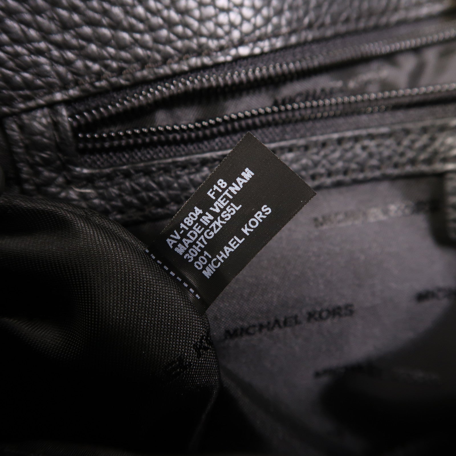 Michael Kors 牛皮皮革2 Way Shoulder金扣手挽肩背兩用袋