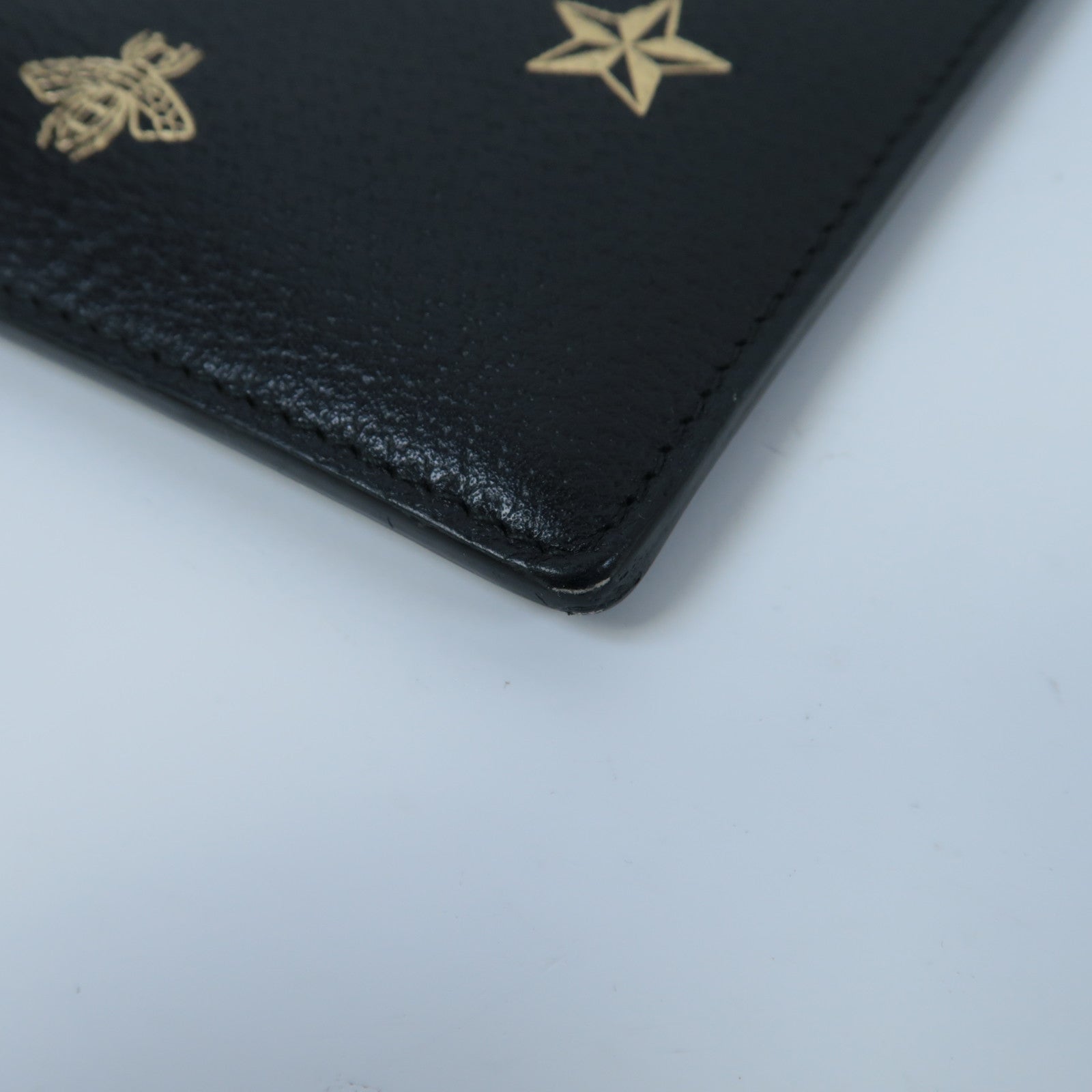GUCCI 【激減優惠】牛皮皮革Bee Star Pouch金扣手拿包黑色