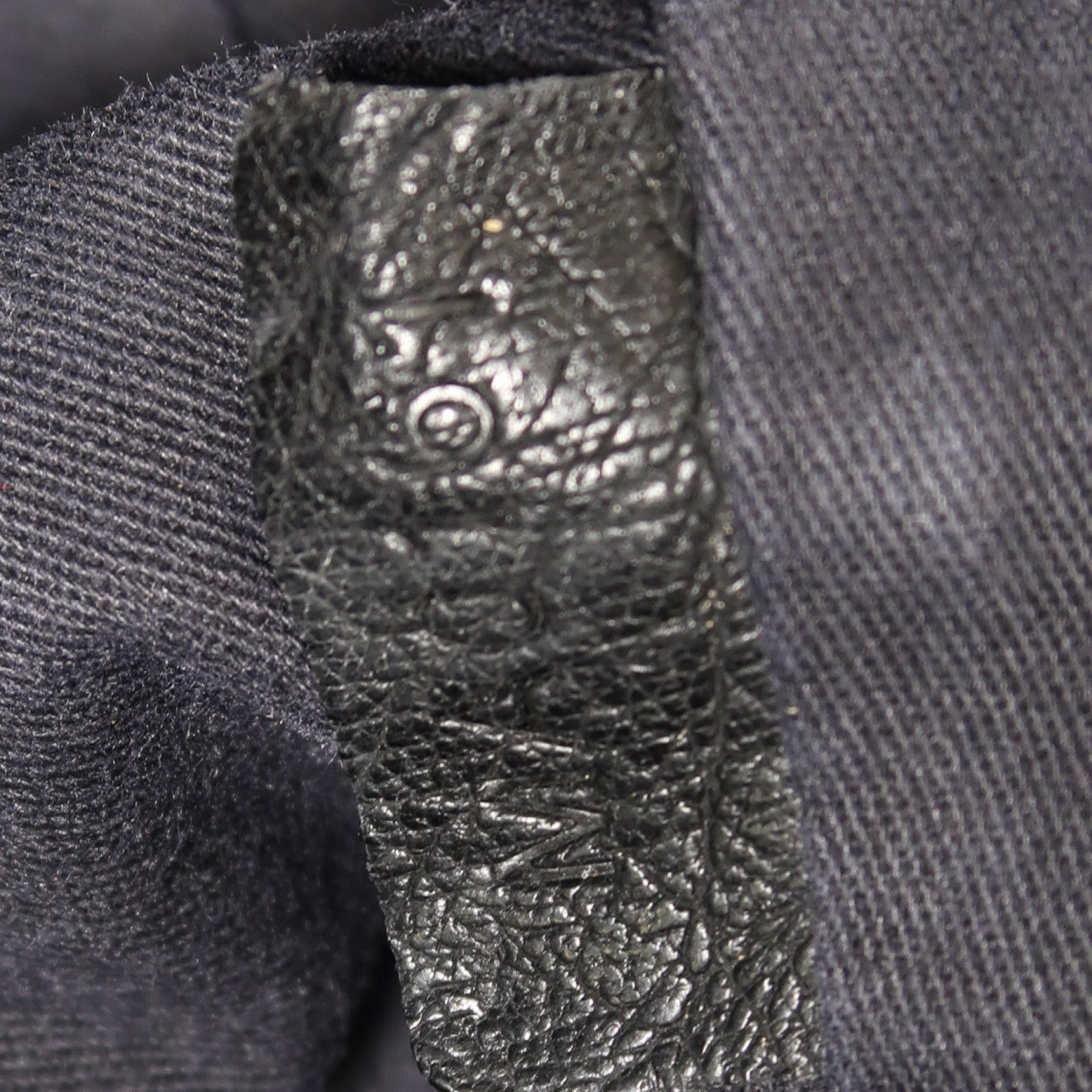 GIVENCHY 牛皮皮革Tote Bag金扣肩背袋黑色
