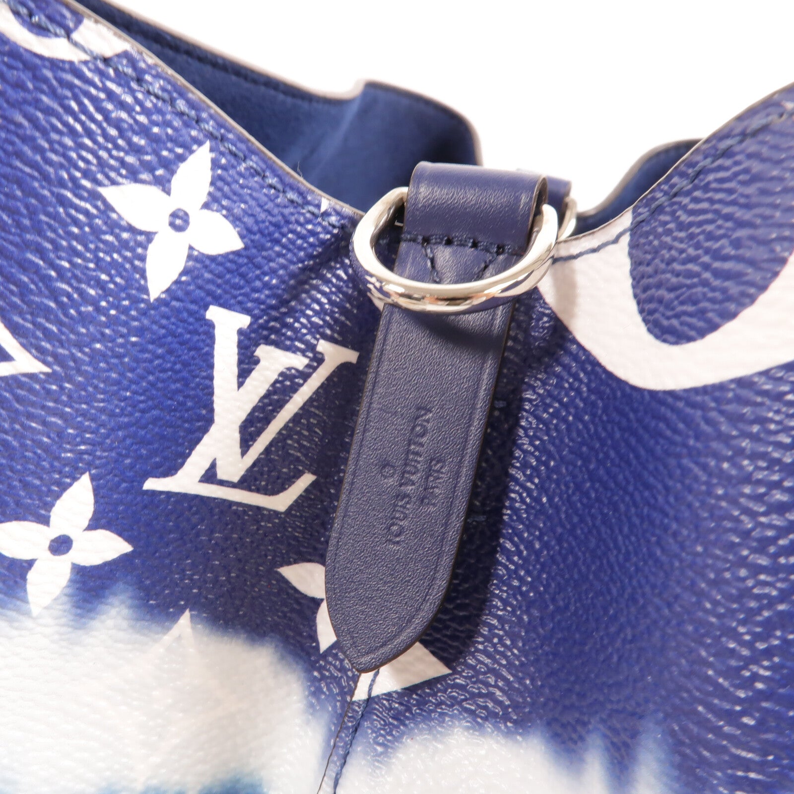 LOUIS VUITTON Monogram Escale Neo Noe銀扣肩背袋