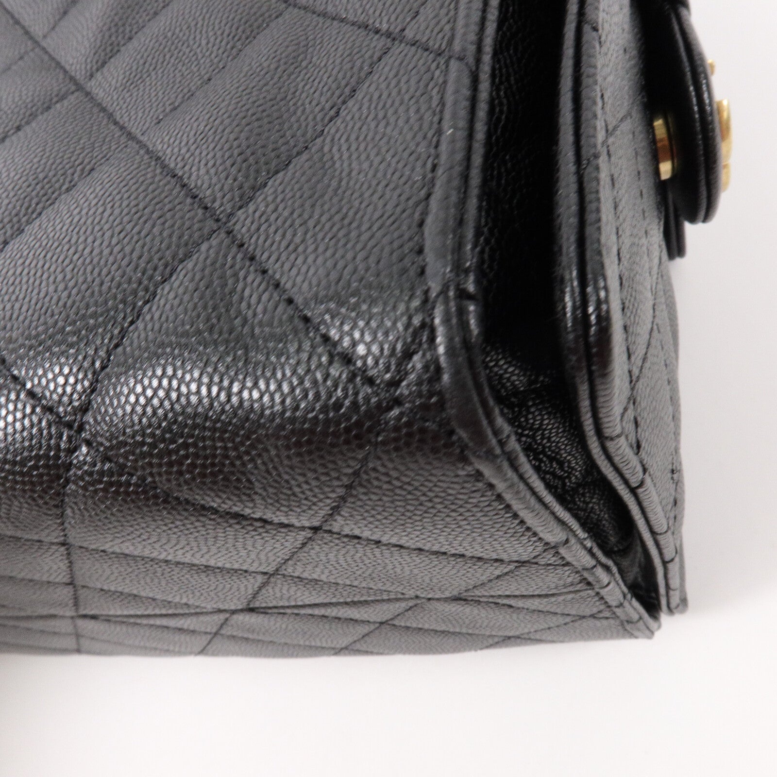 CHANEL 牛皮皮革Chanel 25 Medium鏈帶肩背袋