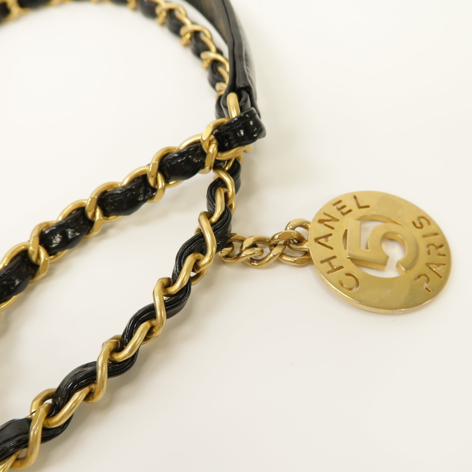 CHANEL 菱格漆皮皮革Chain Shoulder Bag金扣鏈帶肩背袋黒色