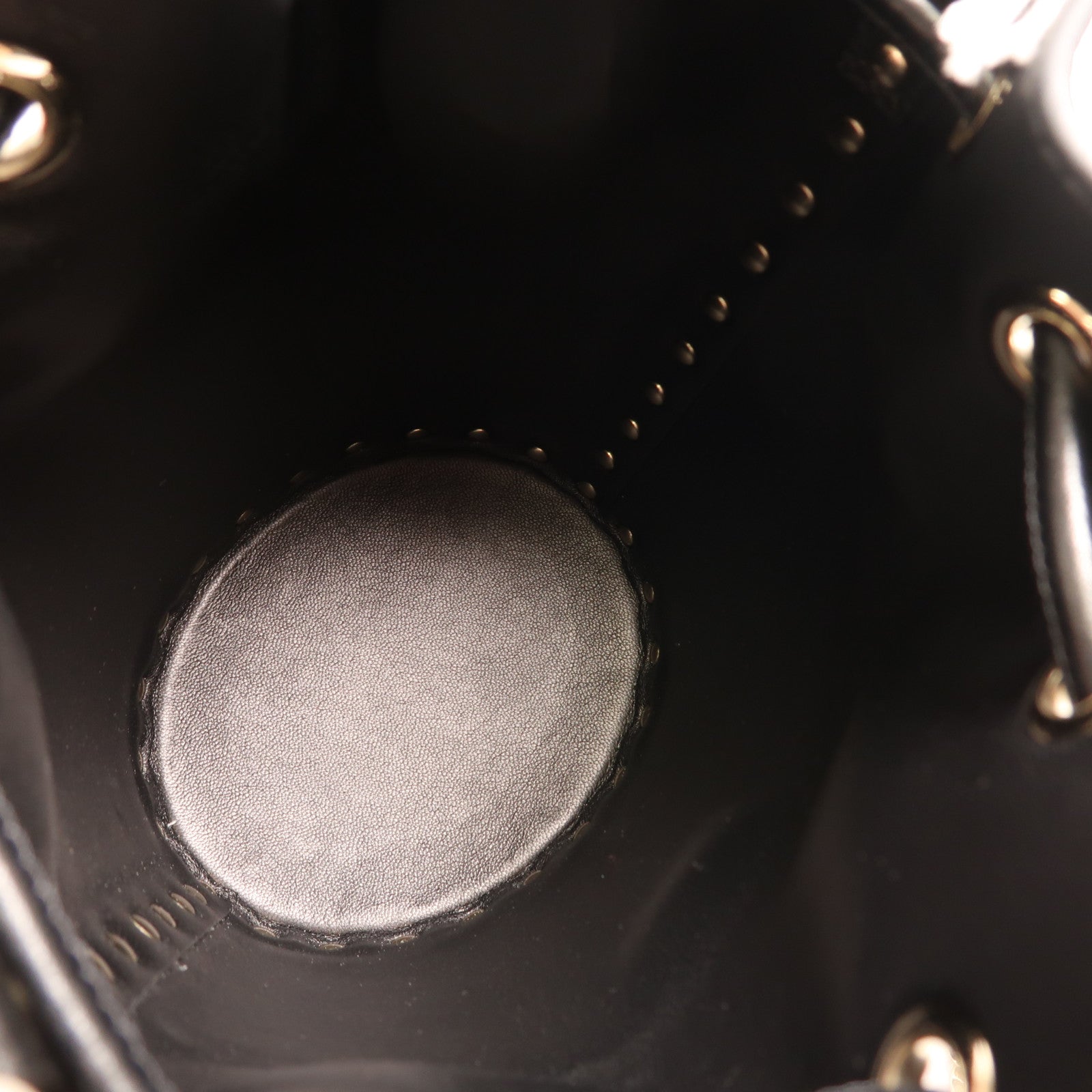 Valentino 牛皮皮革Chain Bucket Bag肩背袋