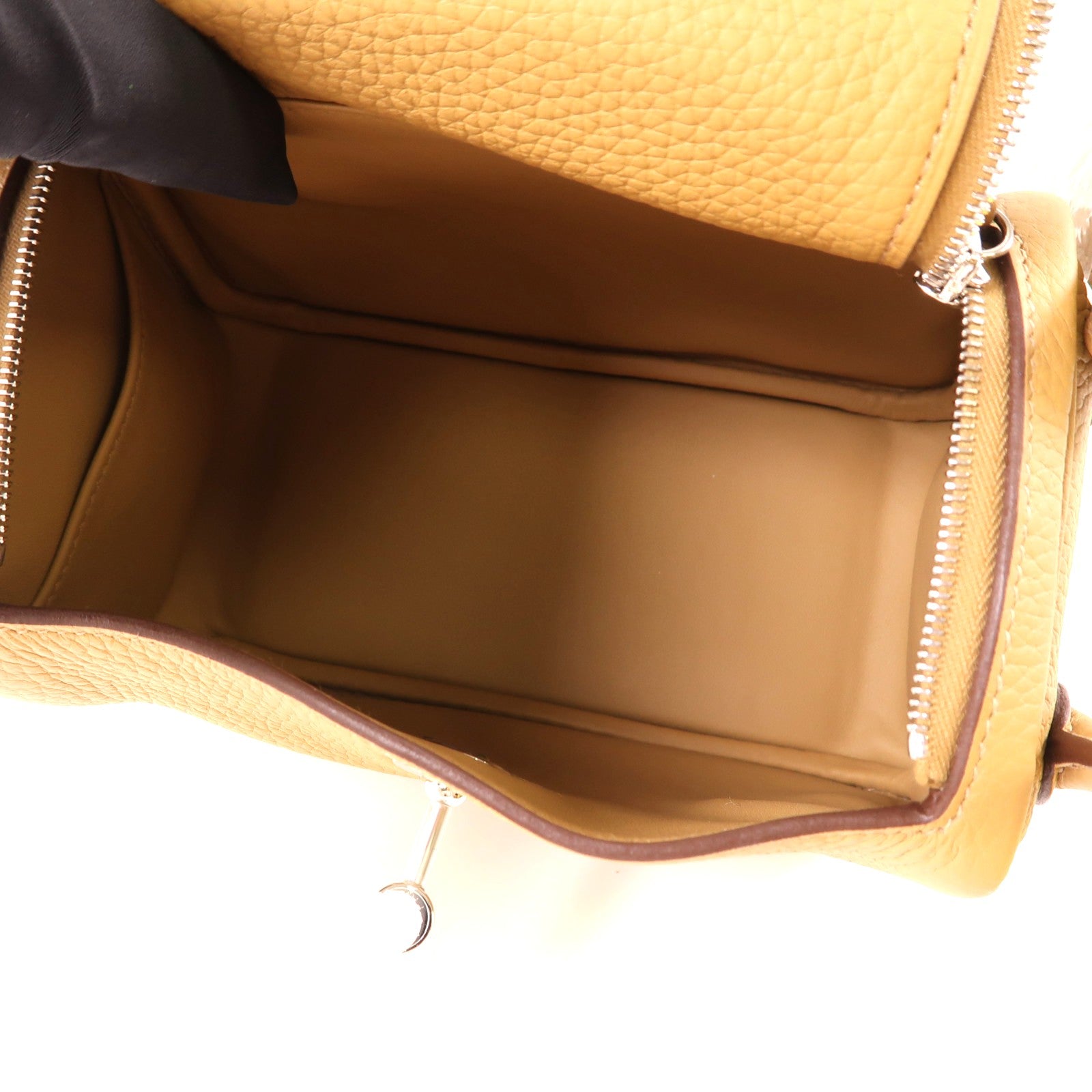 HERMES Clemence皮革Mini Lindy銀扣手挽肩背兩用袋Biscuit