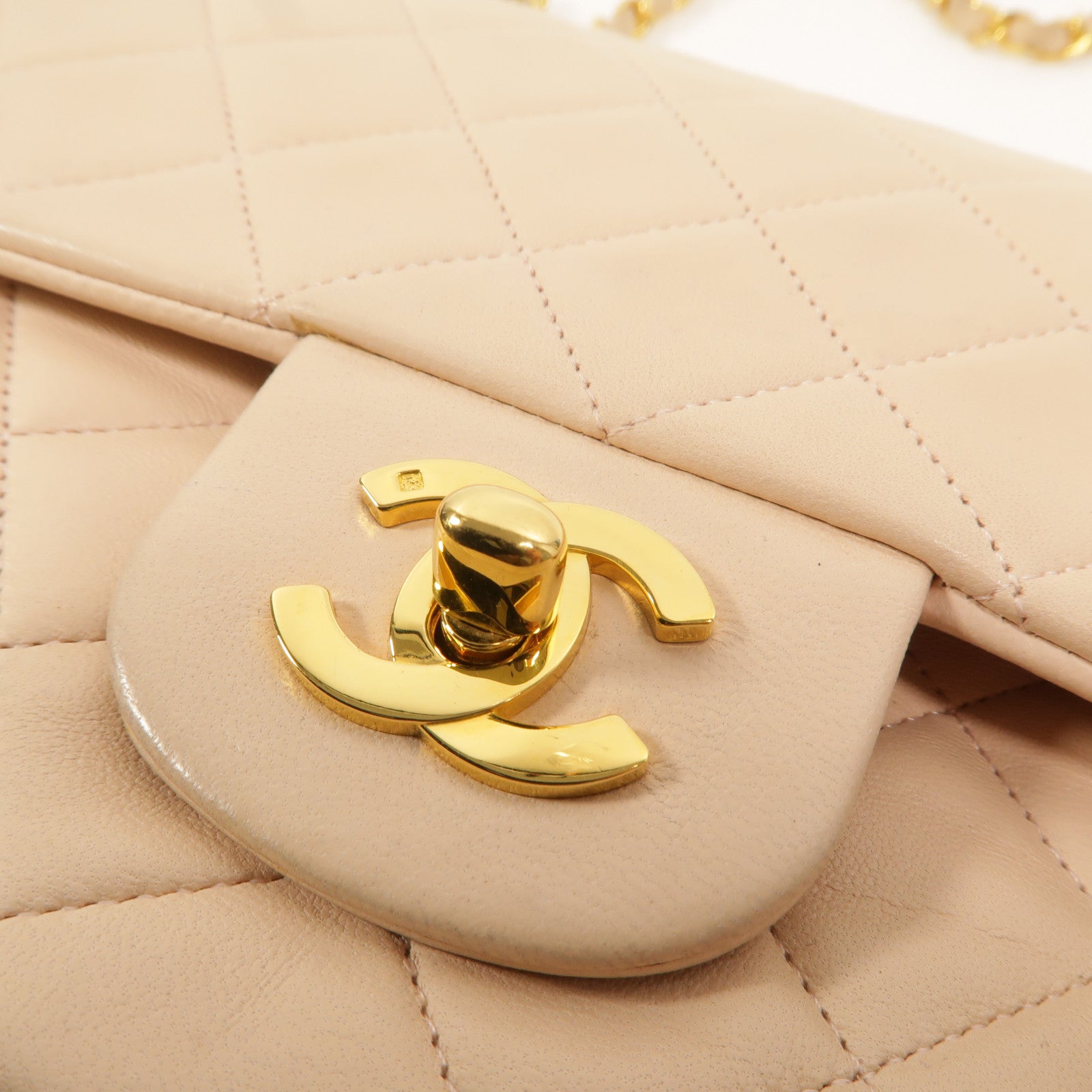 CHANEL 羊皮皮革Vintage Classic 25鏈帶肩背袋