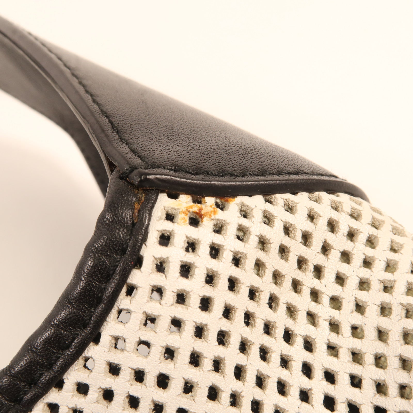 GUCCI 帆布Shoulder Bag銀扣肩背袋