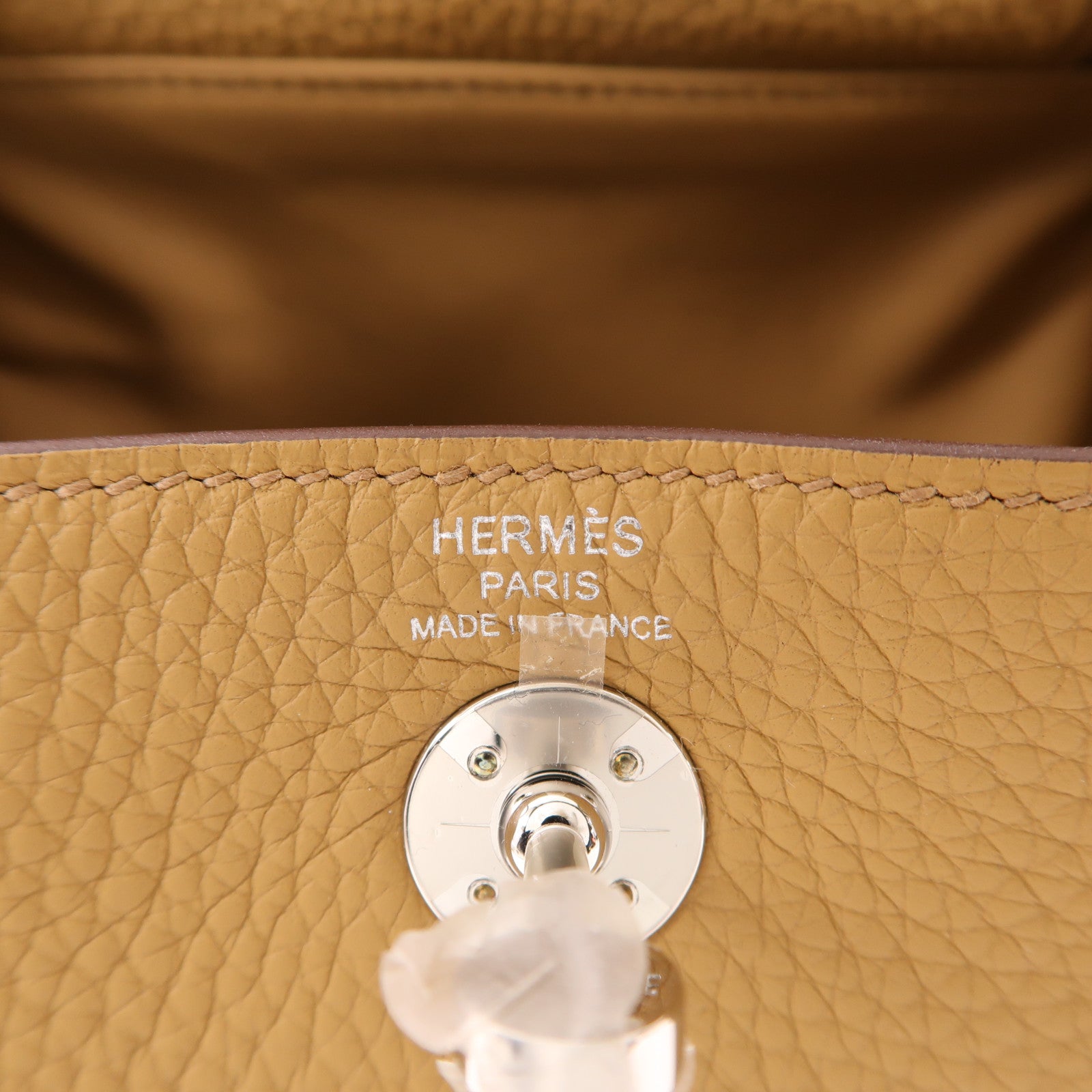 HERMES Clemence皮革Mini Lindy銀扣手挽肩背兩用袋Biscuit