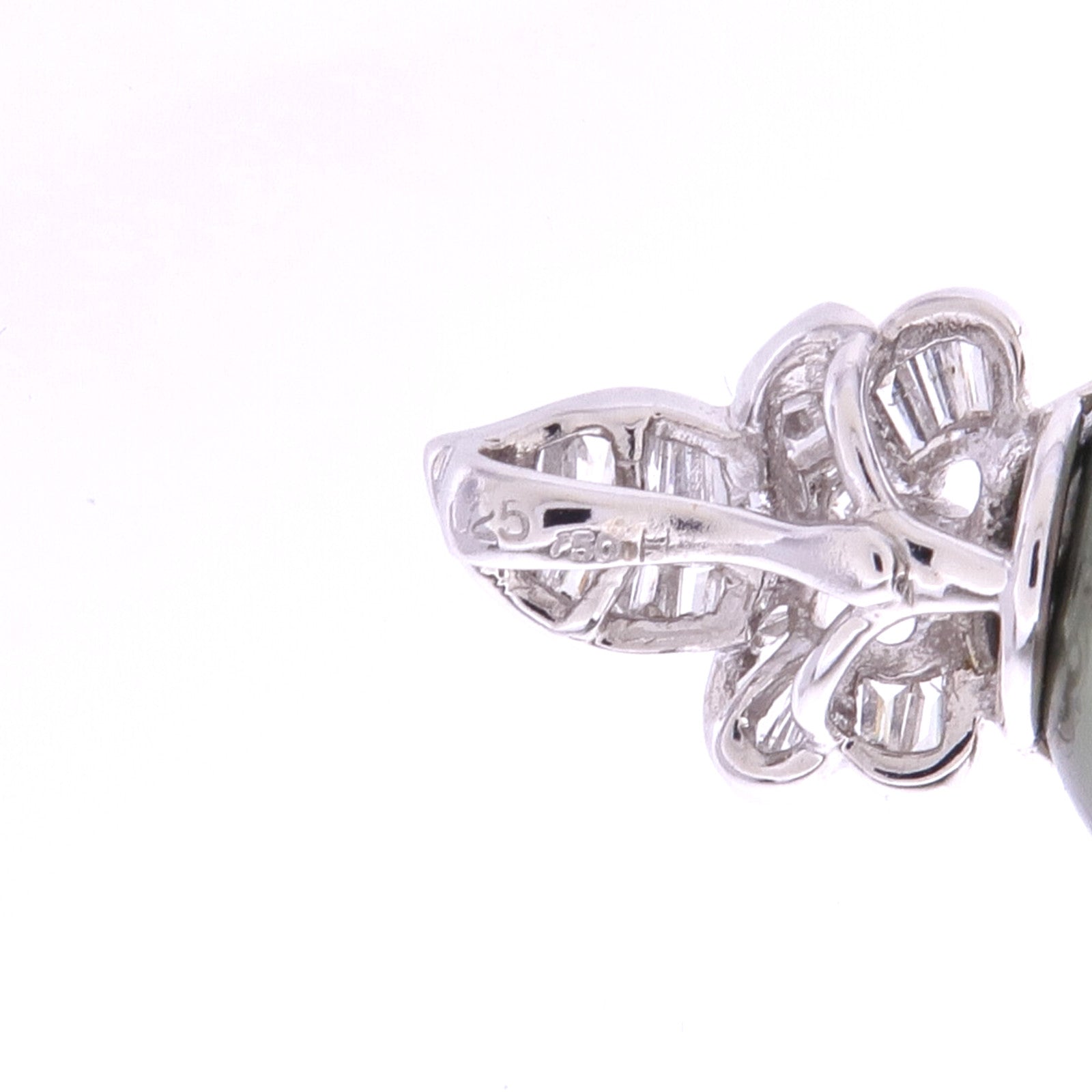 JEWELRY 18K白金Pearl Diamond Pendant珍珠/鑽石吊墜