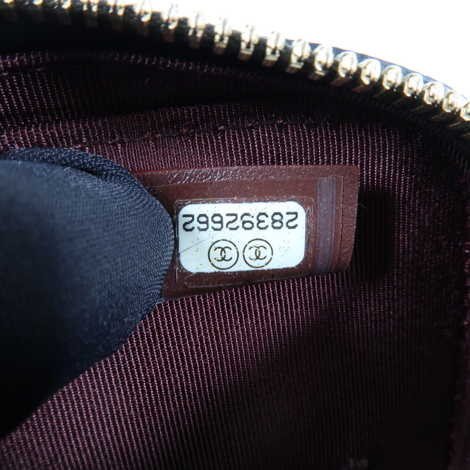 CHANEL 牛皮皮革Phone Bag金扣鏈帶肩背袋