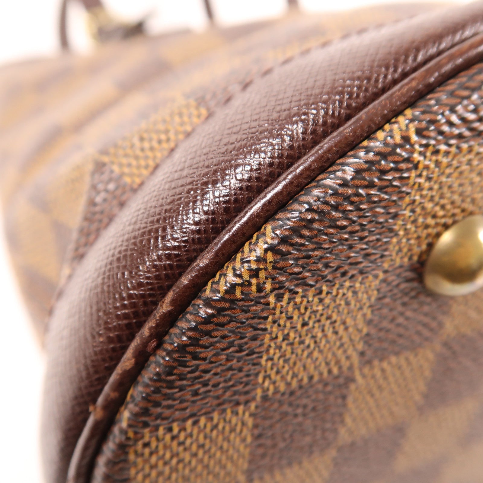 LOUIS VUITTON Damier Marais金扣肩背袋/手挽袋