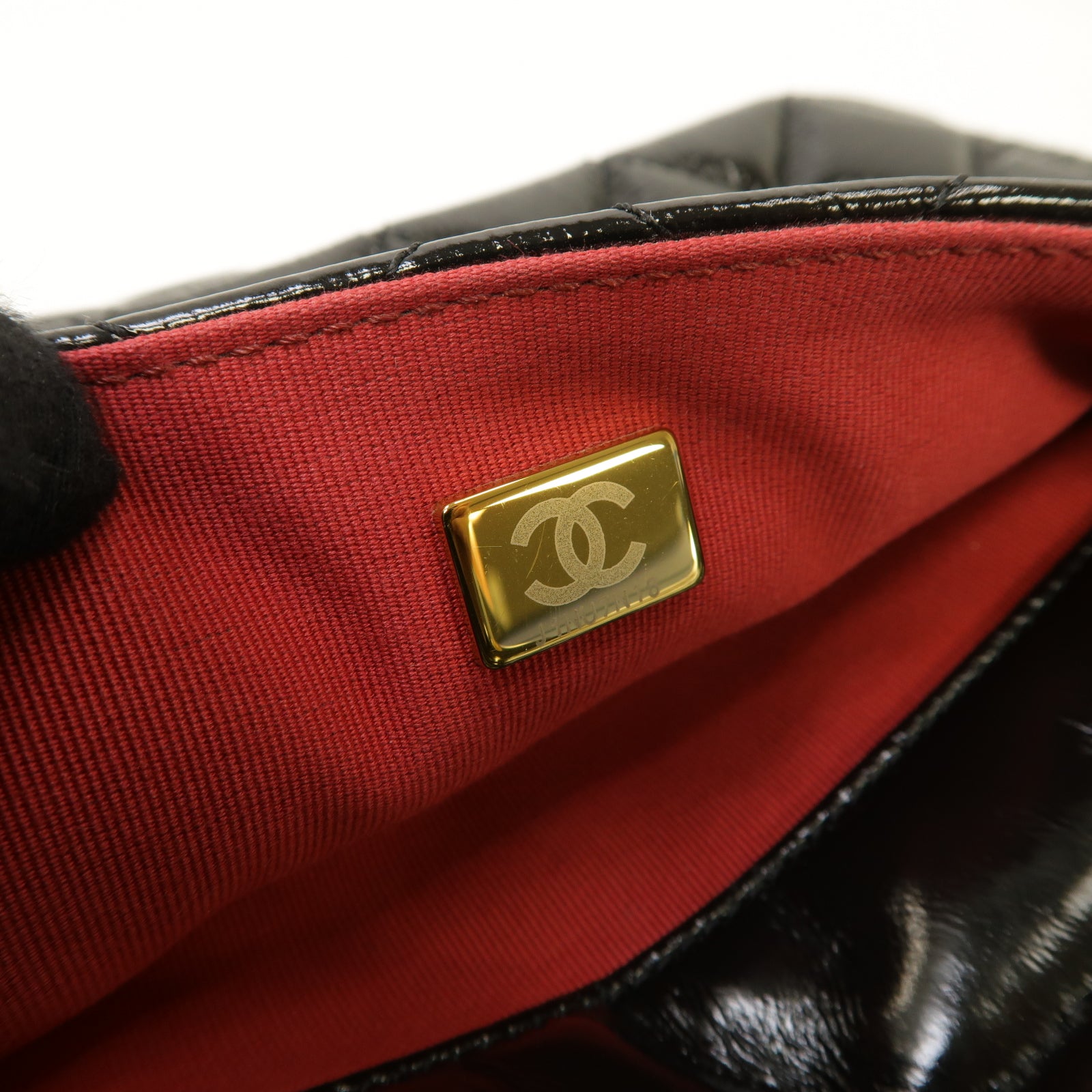 CHANEL 菱格漆皮皮革Chain Shoulder Bag金扣鏈帶肩背袋黒色