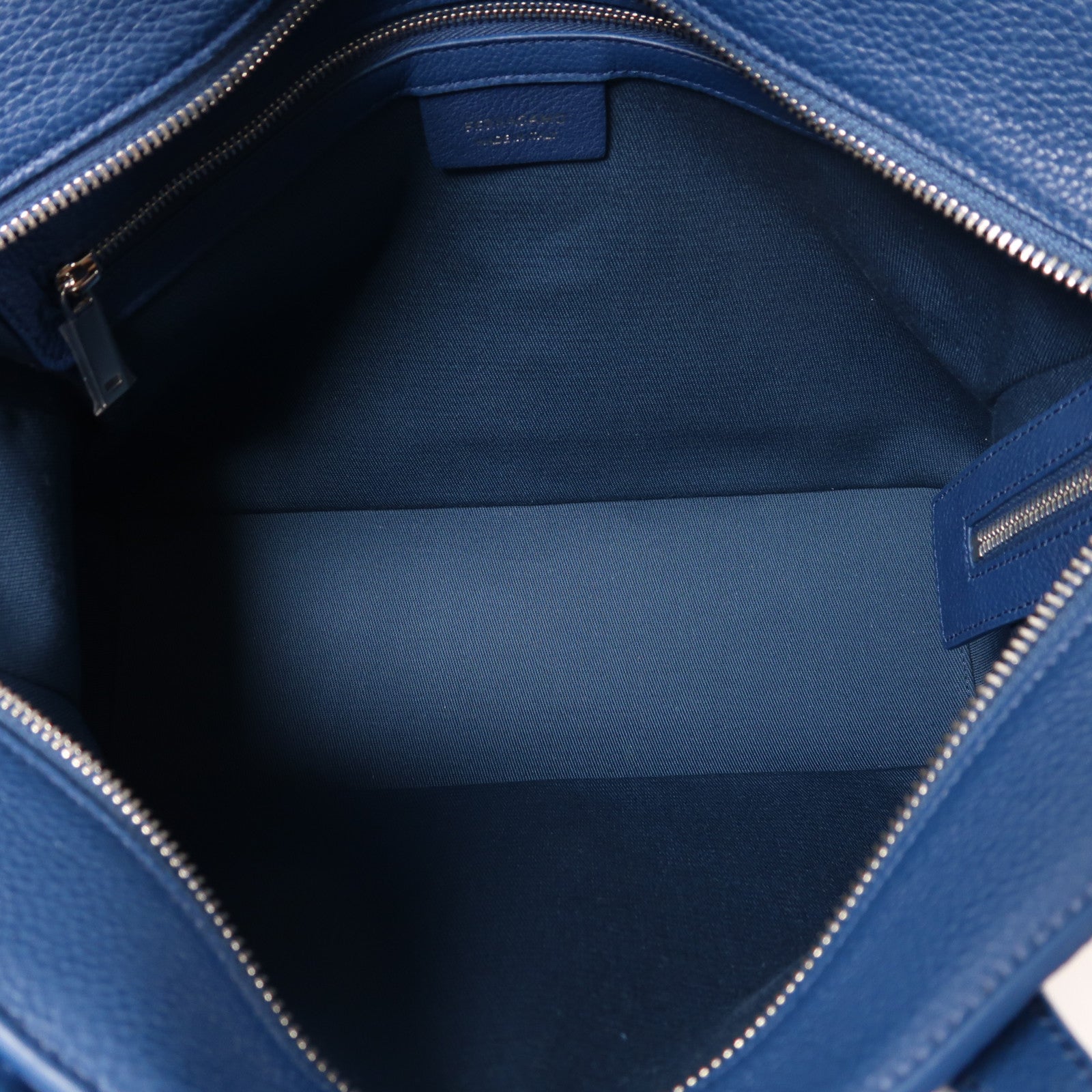 Salvatore Ferragamo 牛皮皮革Star Shaped Tote Bag銀扣手挽袋