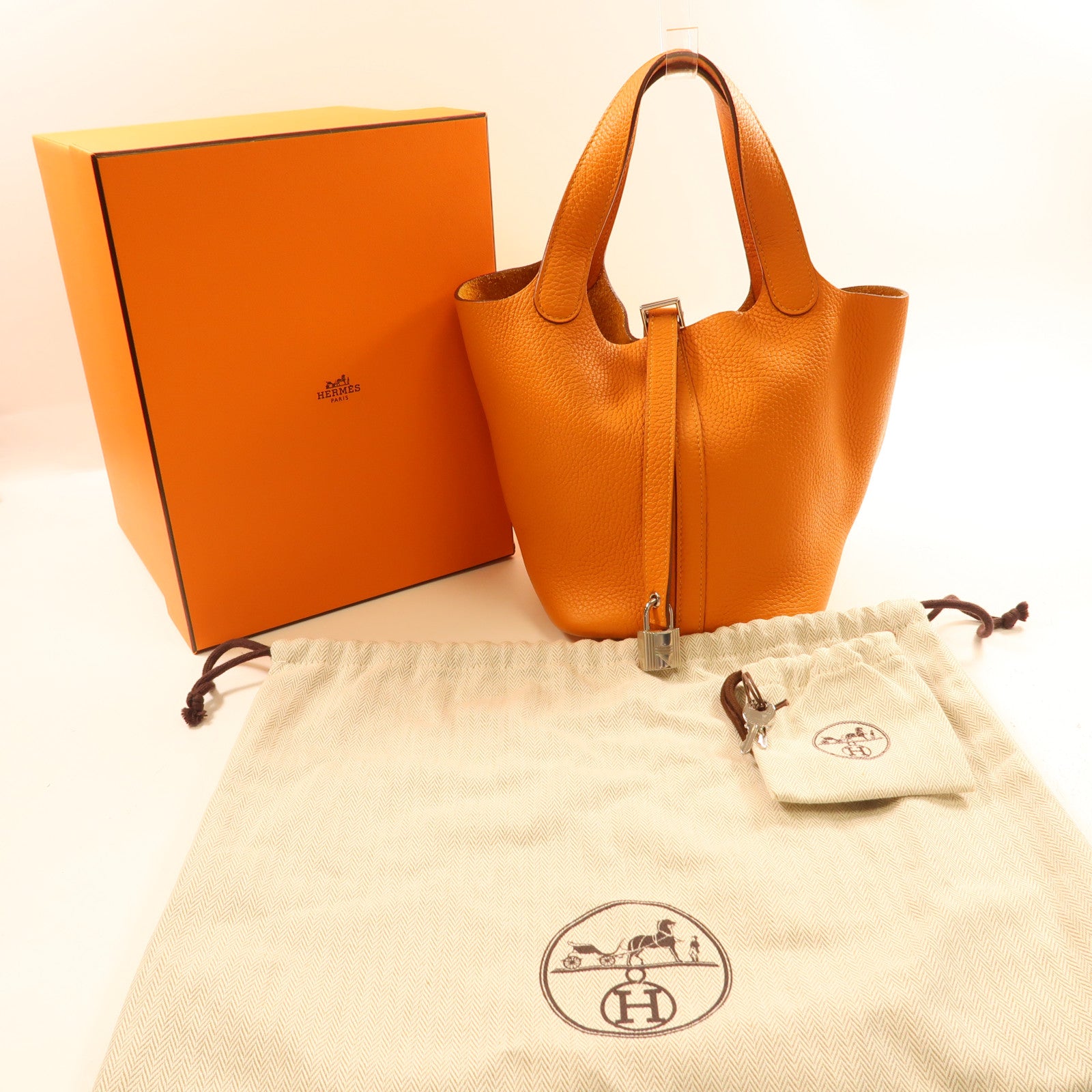 HERMES Clemence皮革Picotin PM銀扣手挽袋I9 Abricot/杏橘色