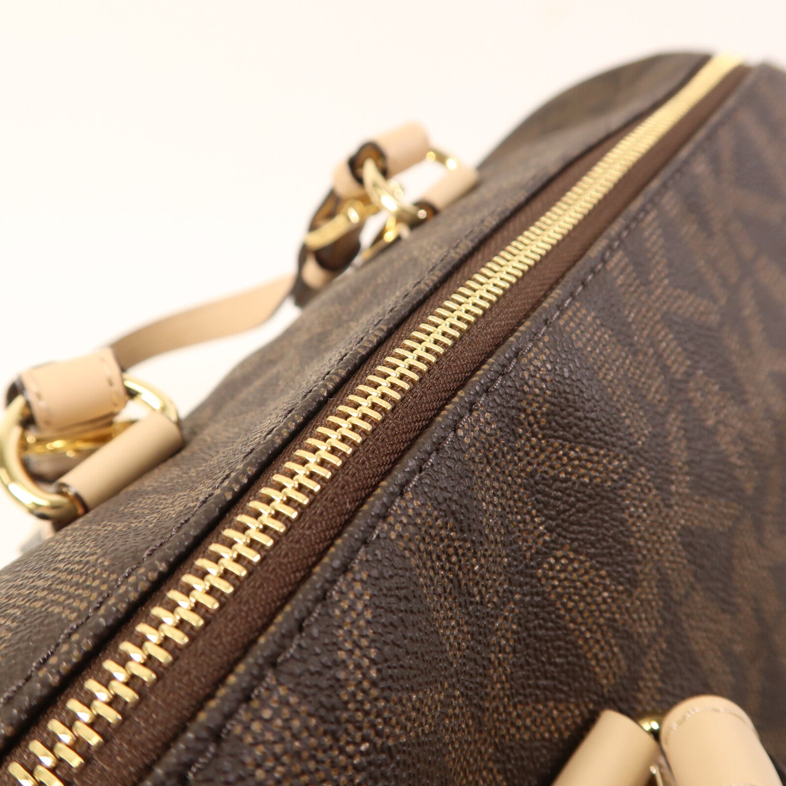 Michael Kors 塗層帆布Grayson金扣手挽袋