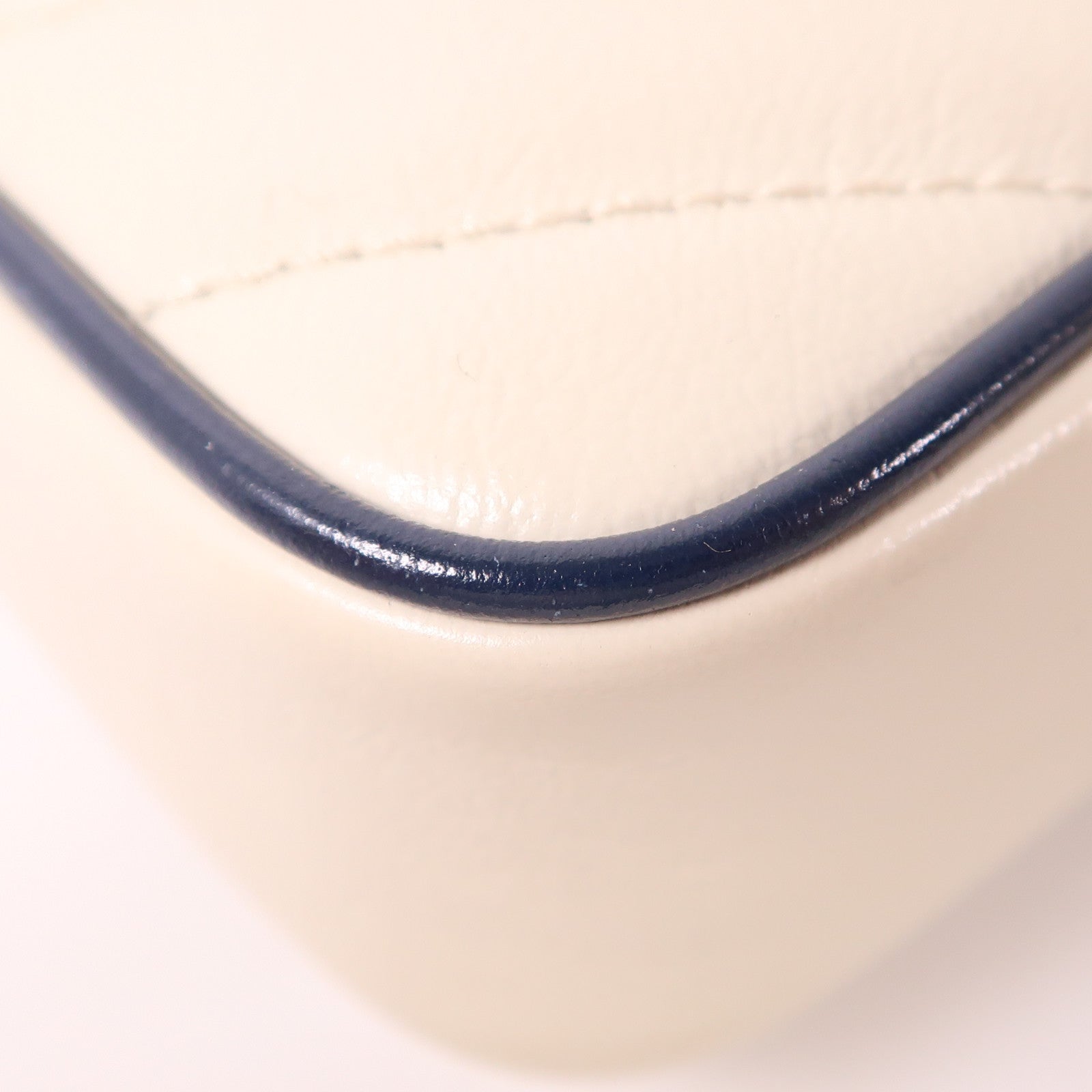 GUCCI 牛皮皮革GG Marmont Super Mini肩背袋