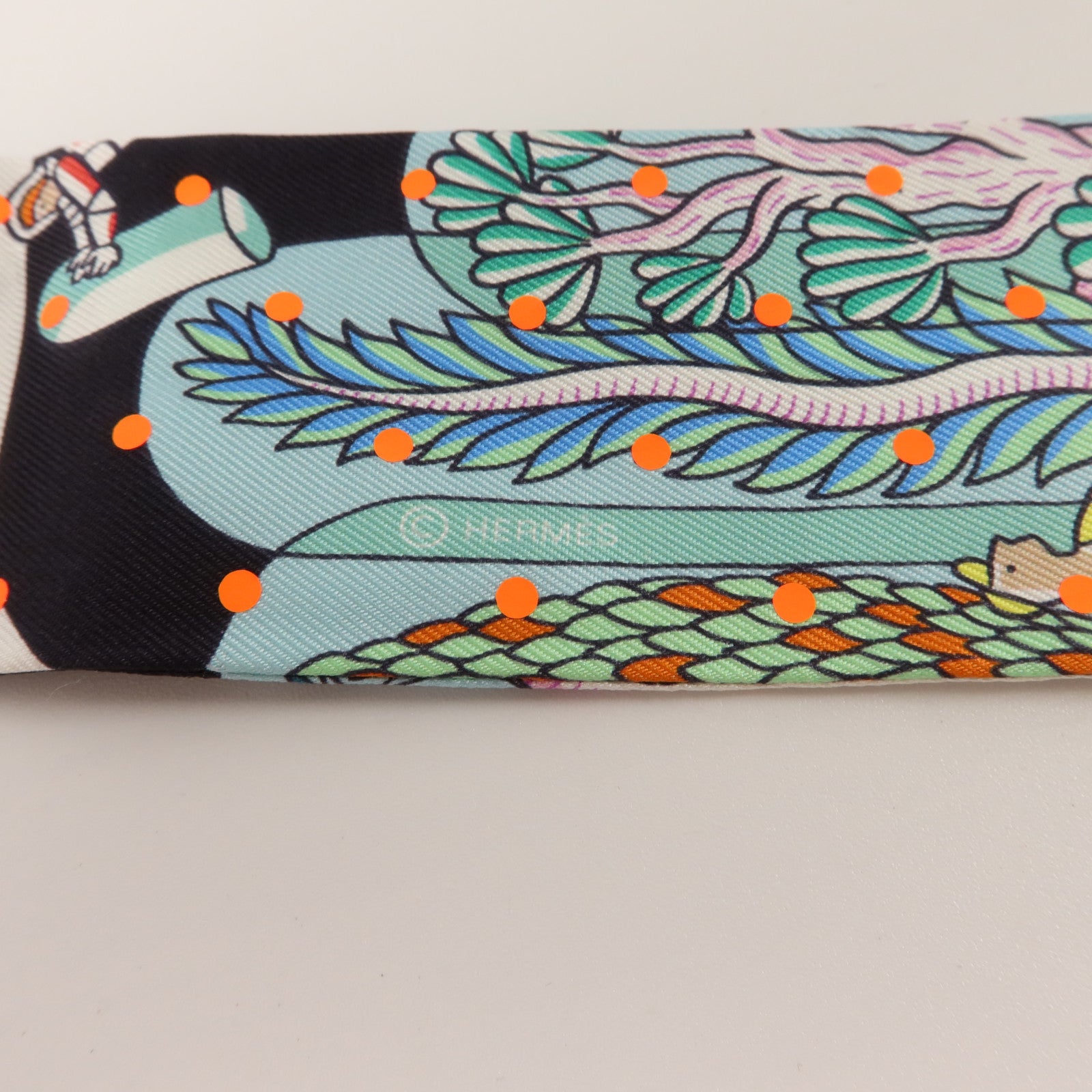 HERMES 絲質Twilly絲巾