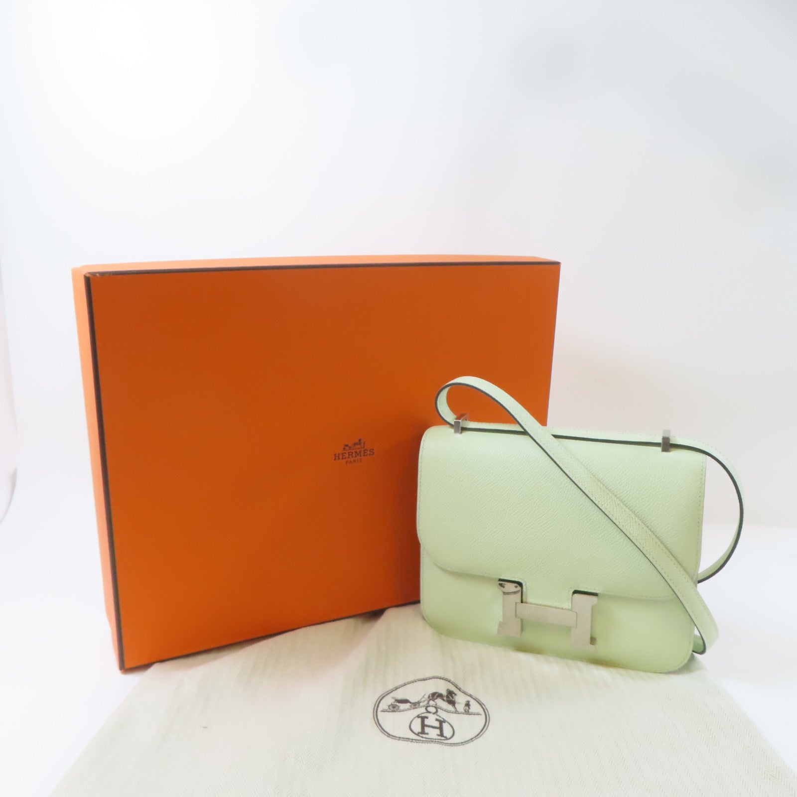 HERMES 【激減優惠】Epsom皮革Constance Mini銀扣肩背袋Vert Fizz/綠色