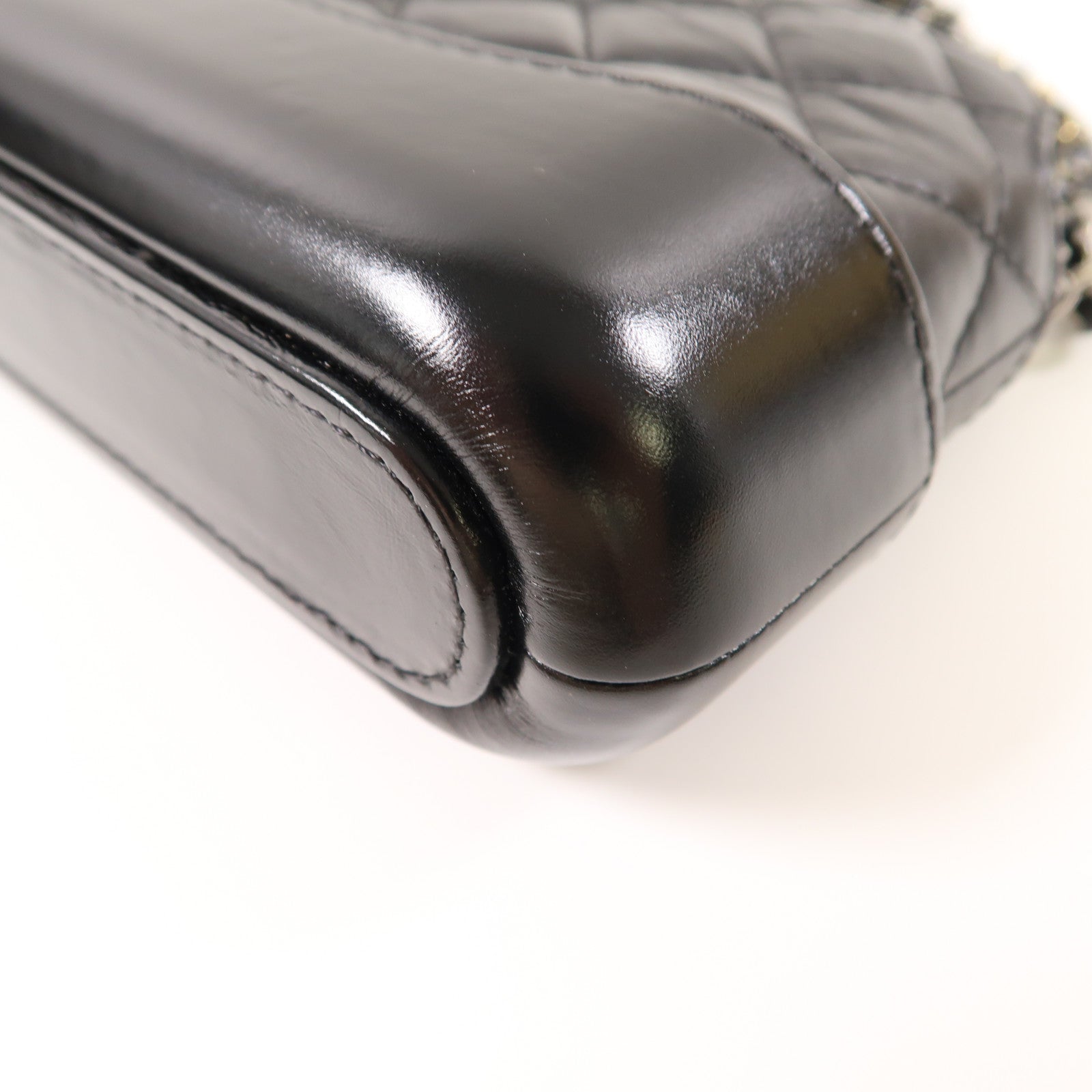 CHANEL 牛皮皮革Gabrielle WOC Wallet On Chain Shoulder Bag金扣鏈帶肩背袋