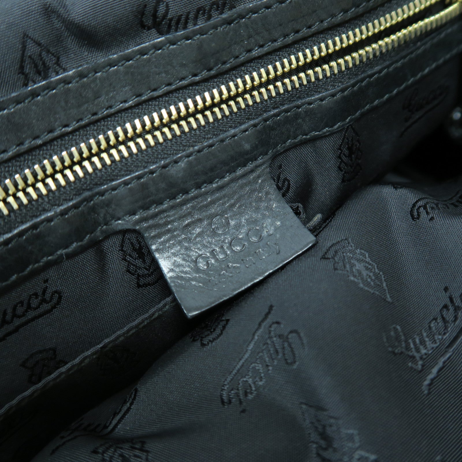 GUCCI 【激減優惠】漆皮皮革Hysteria Handbag金扣手挽袋黑色