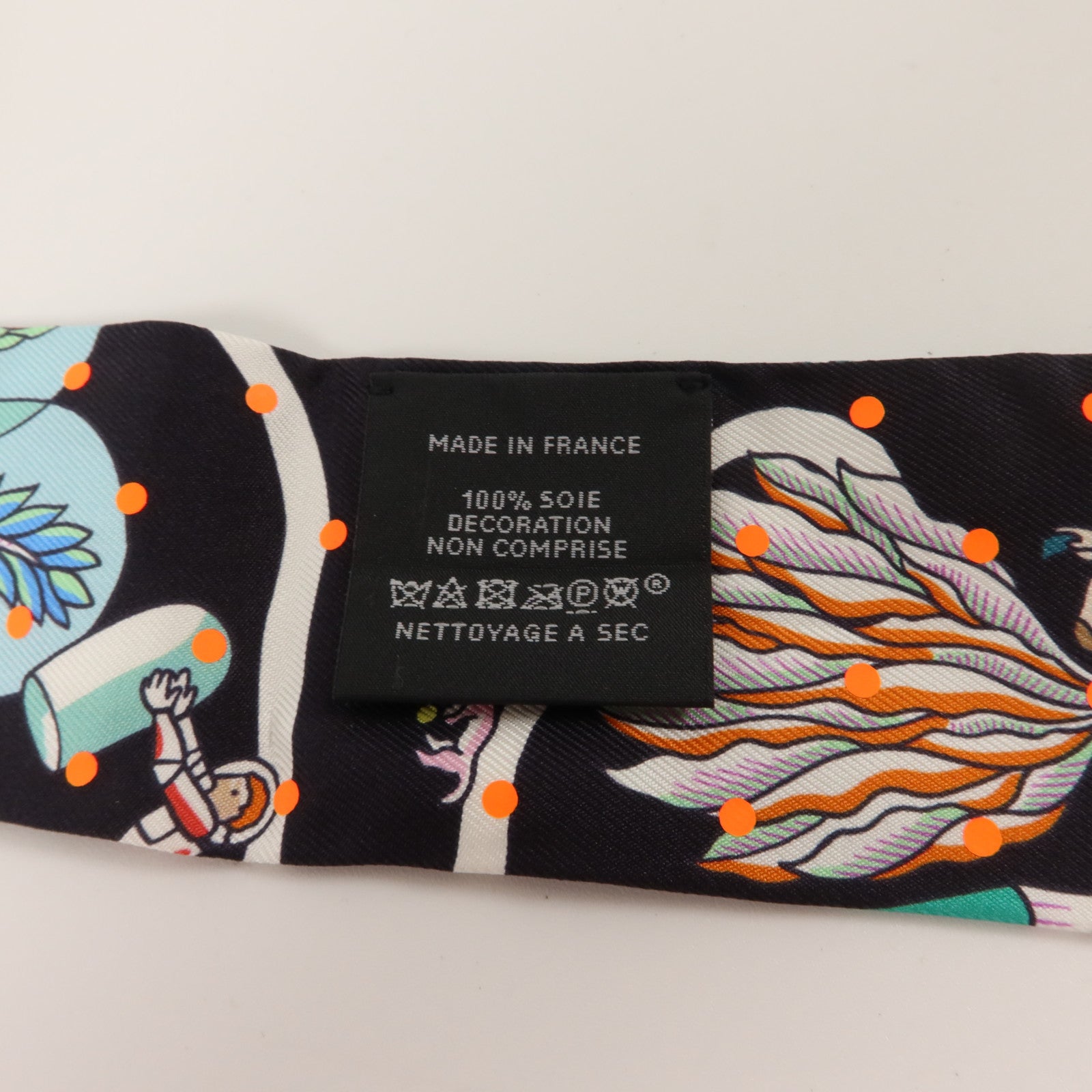 HERMES 絲質Twilly絲巾