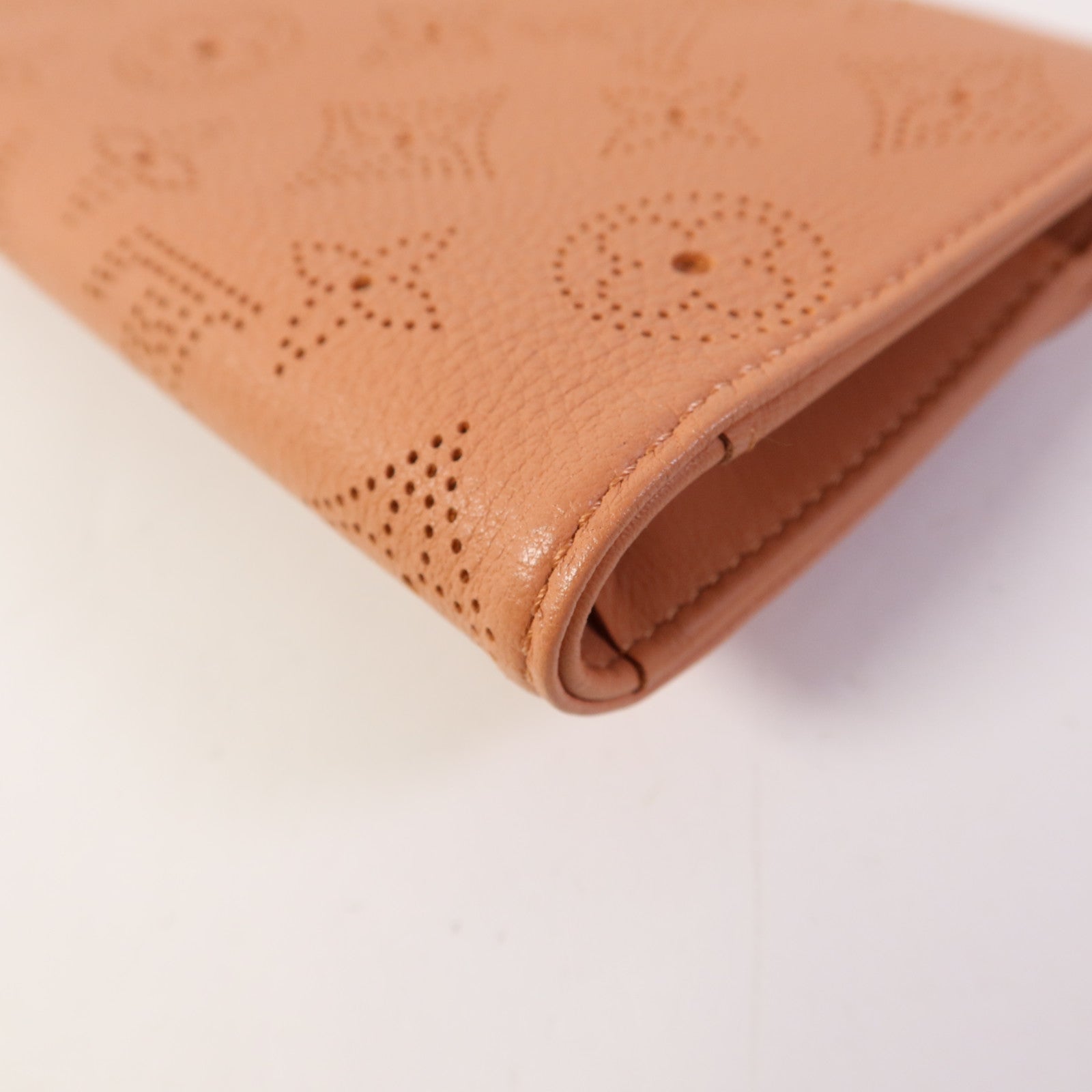 LOUIS VUITTON Mahina Amelia Trifold Wallet銀扣長錢包