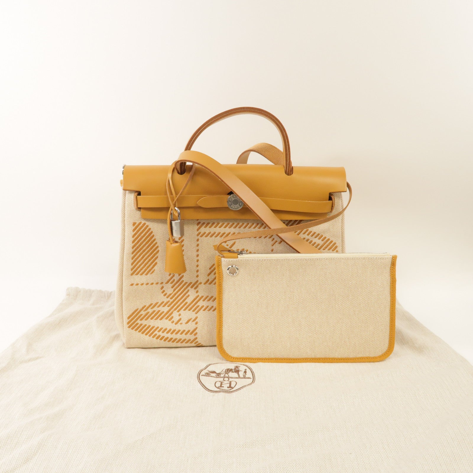HERMES 帆布Herbag PM銀扣手挽肩背兩用袋米色/焦糖色