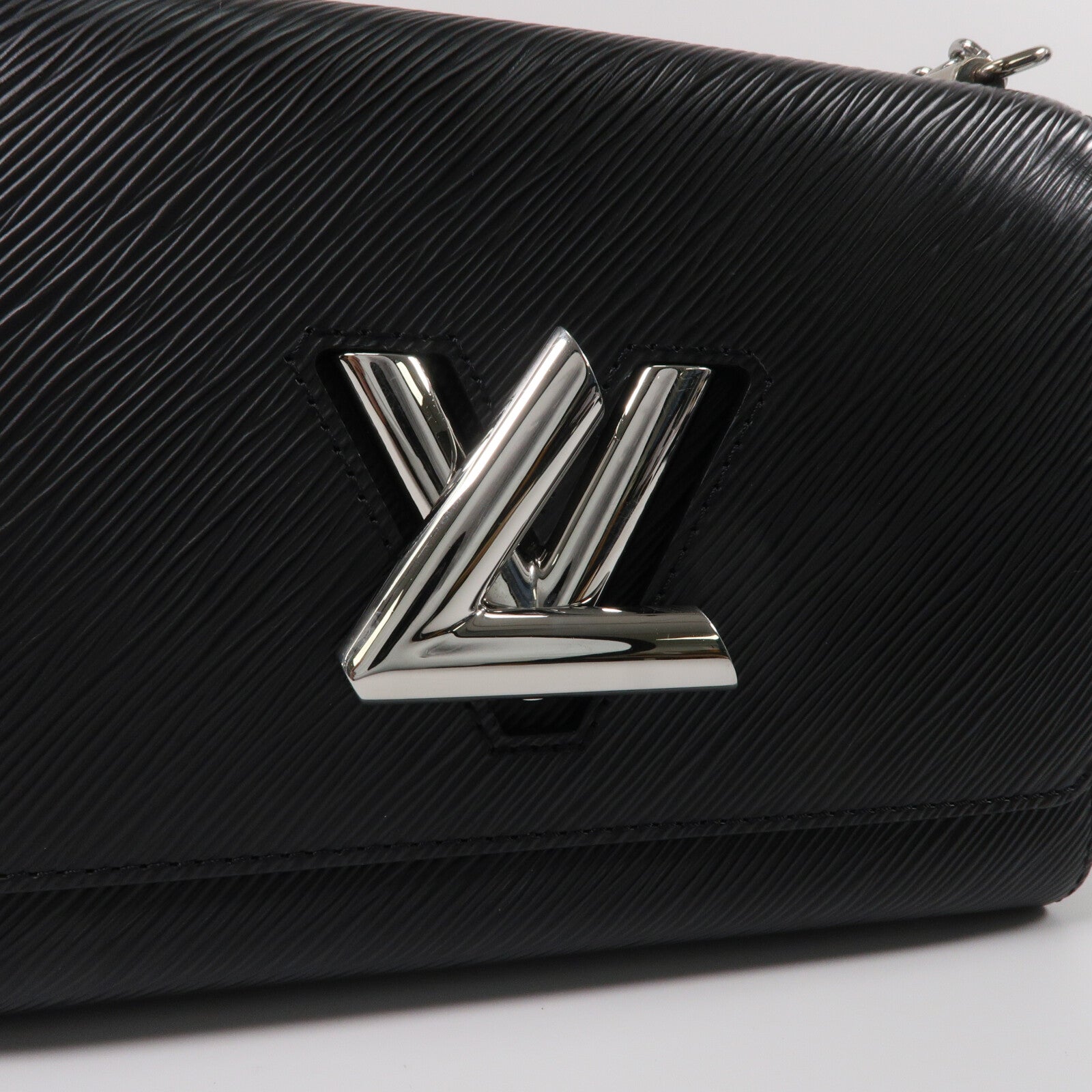 LOUIS VUITTON Epi Twist MM鏈帶肩背袋