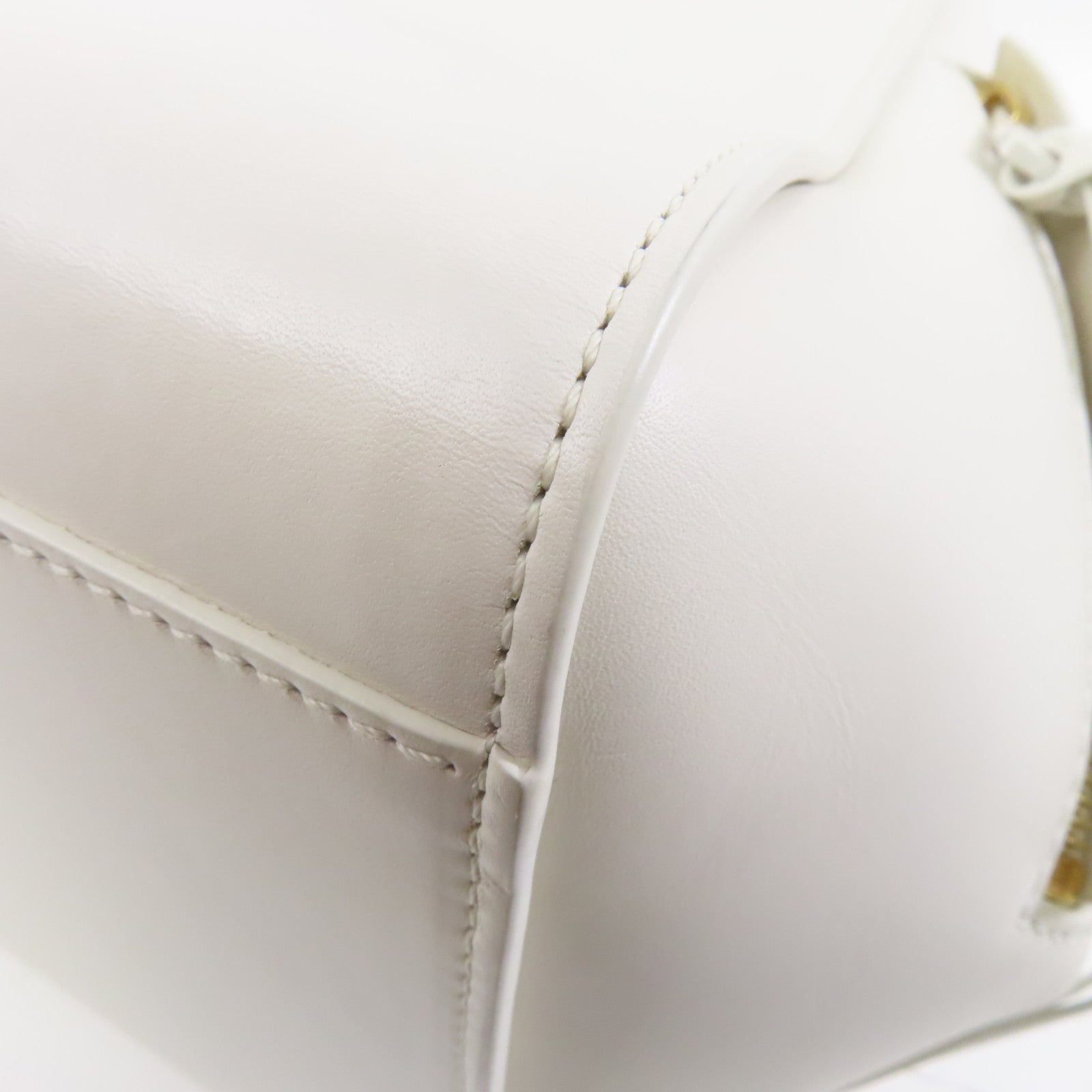 LOEWE 牛皮皮革Compact Hammock銀扣手挽肩背兩用袋白色