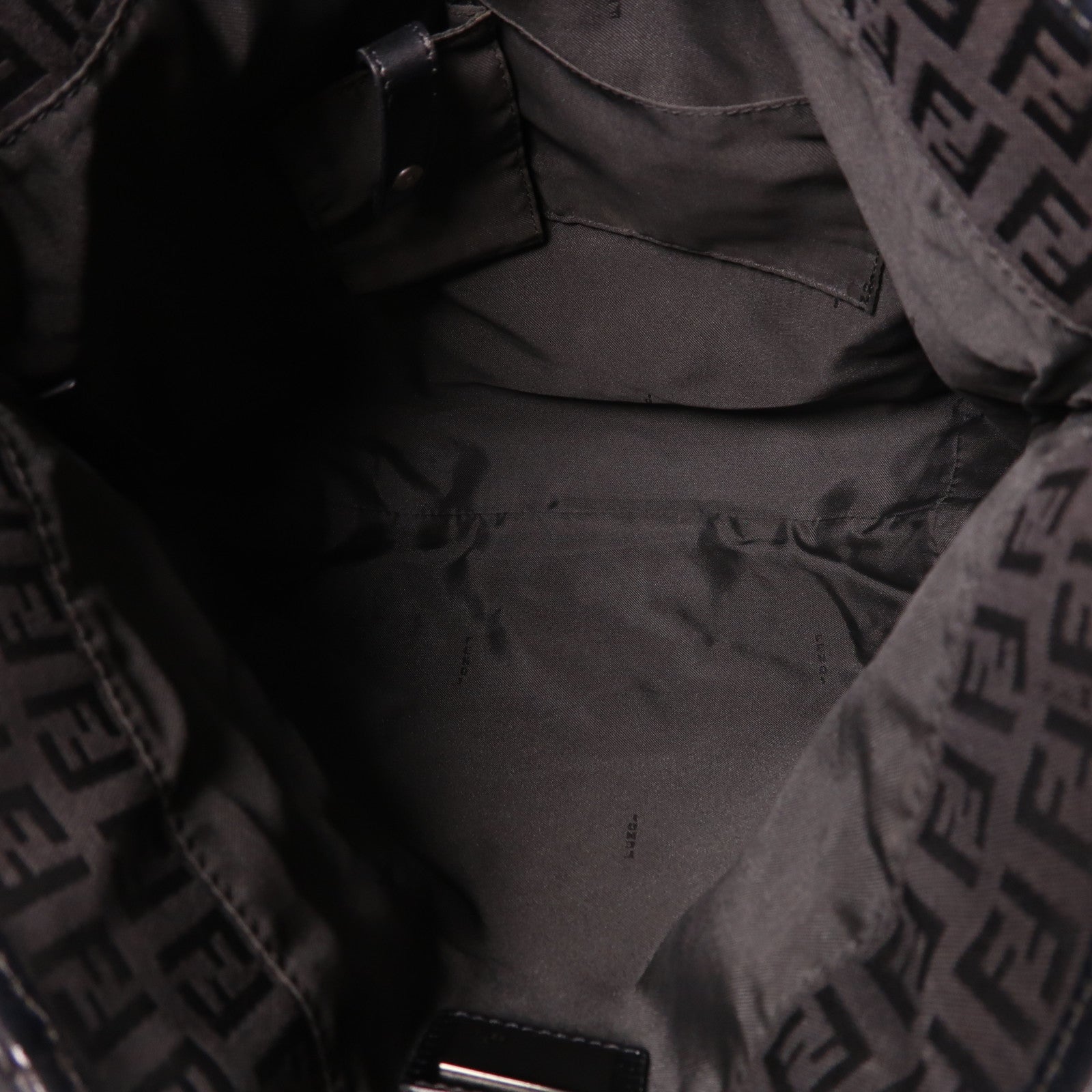 FENDI 帆布Shoulder Bag銀扣肩背袋啡色