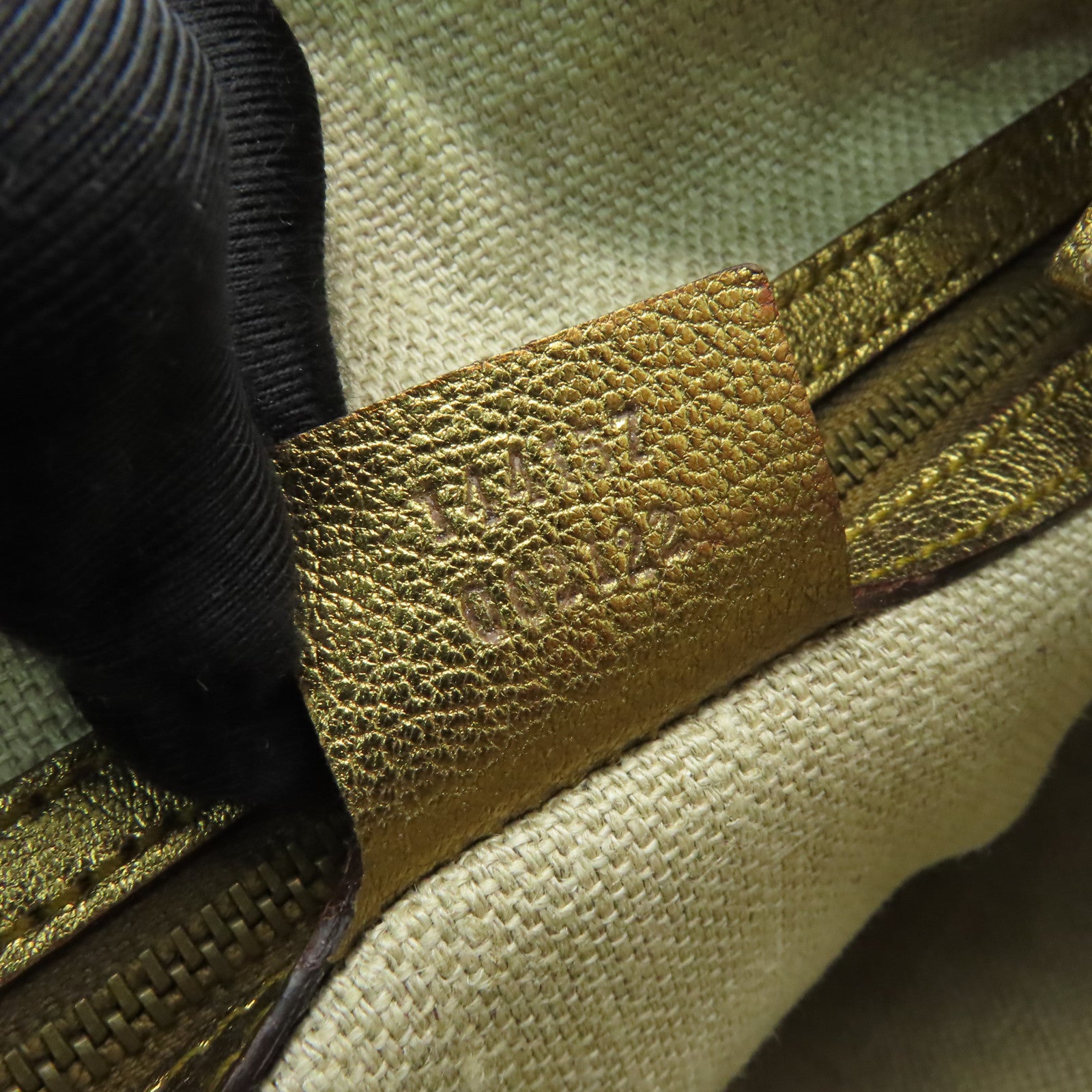 GUCCI **【清倉大減價】皮革/帆布Shoulder Bag金扣肩背袋金色